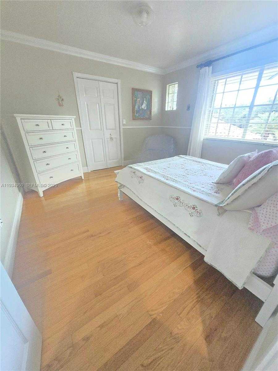 Small Image of 16422 NORTH WEST 83RD PL, Miami Lakes Number 36