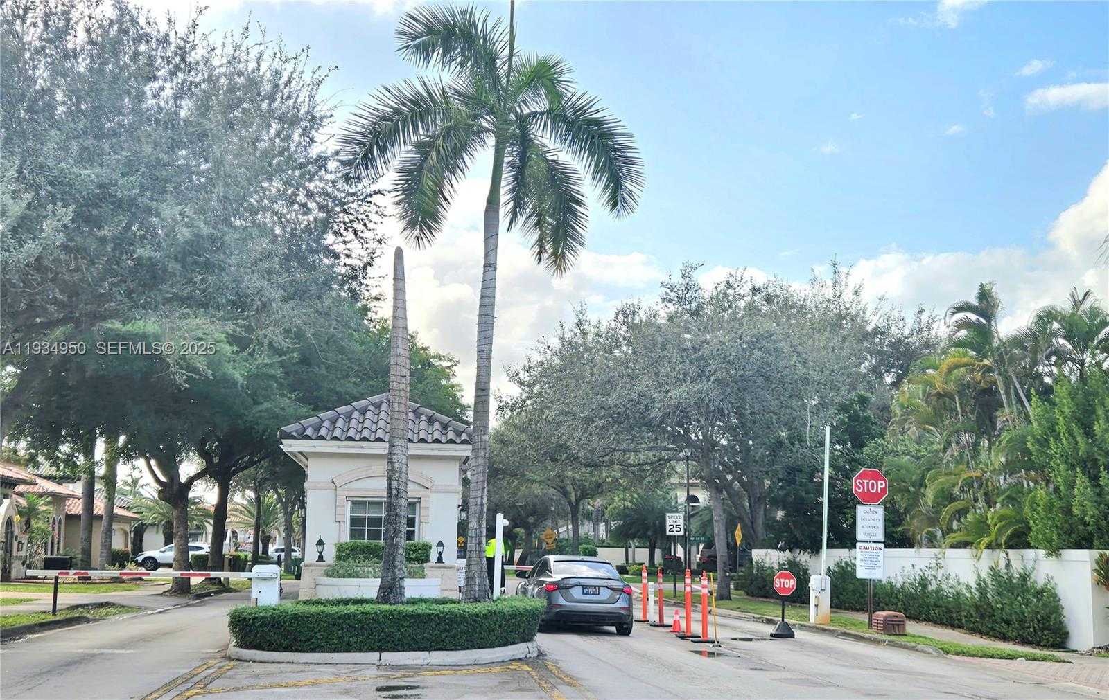 Small Image of 16422 NORTH WEST 83RD PL, Miami Lakes Number 61