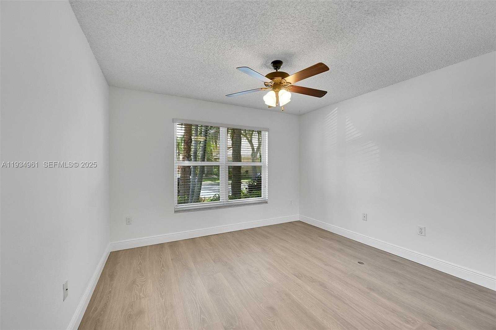 Small Image of 5382 NORTH WEST 120TH AVE, Coral Springs Number 22