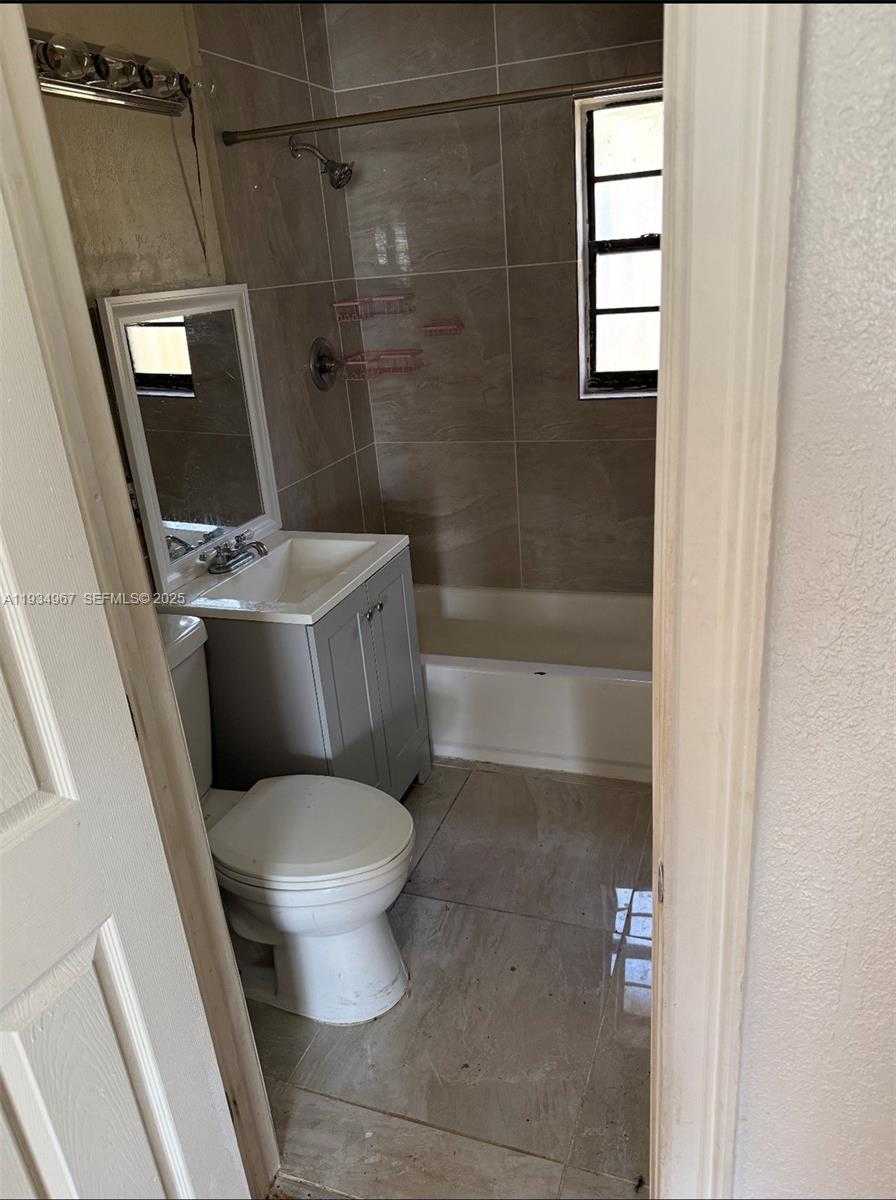 Small Image of 325 NORTH WEST 56TH ST, Miami Number 2