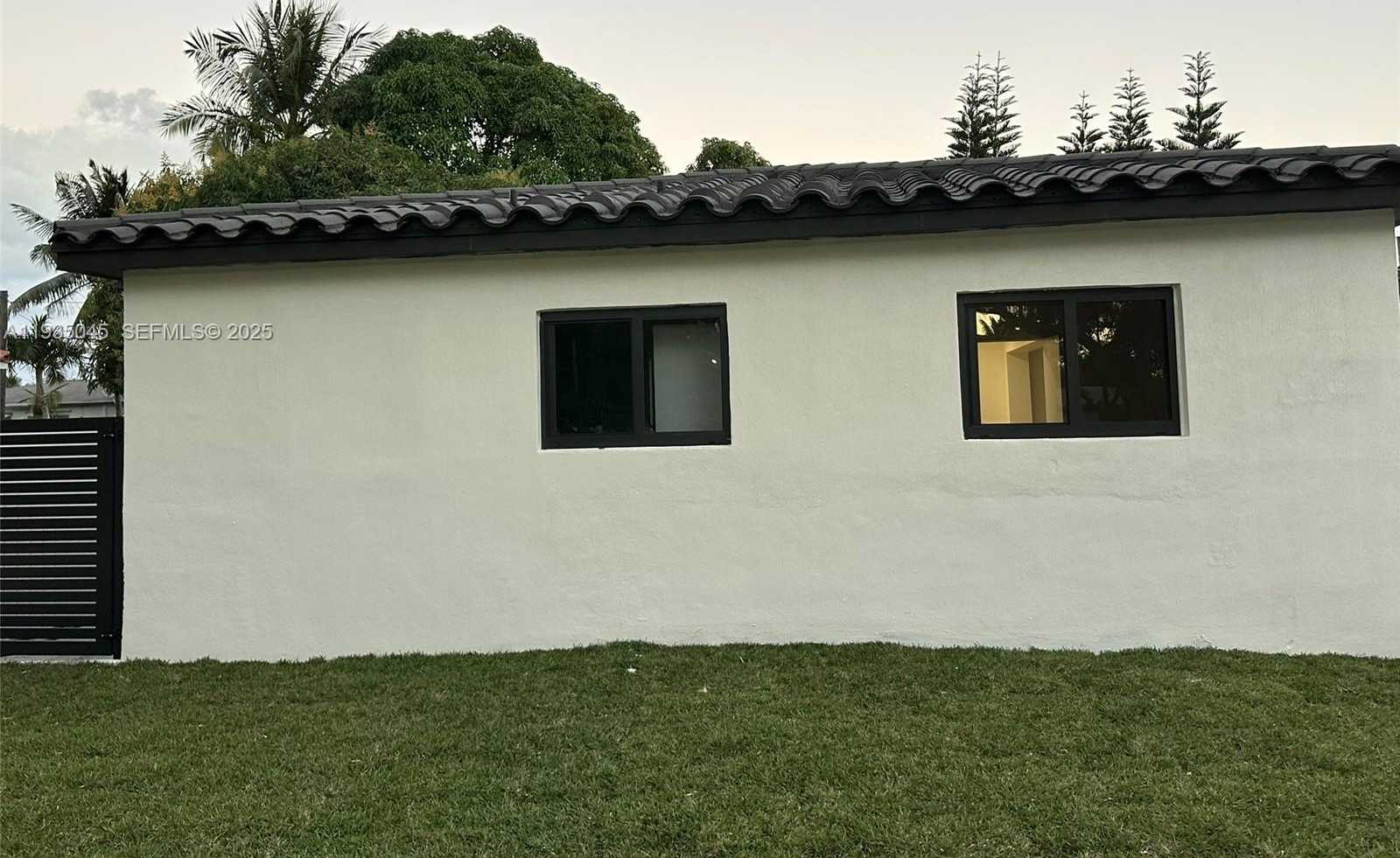 Small Image of 15411 NORTH EAST 10TH AVE, North Miami Beach Number 12