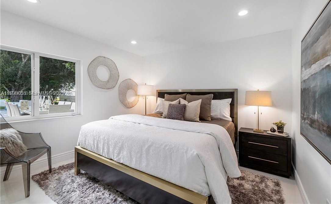 Small Image of 224 EAST ACRE DR, Plantation Number 21