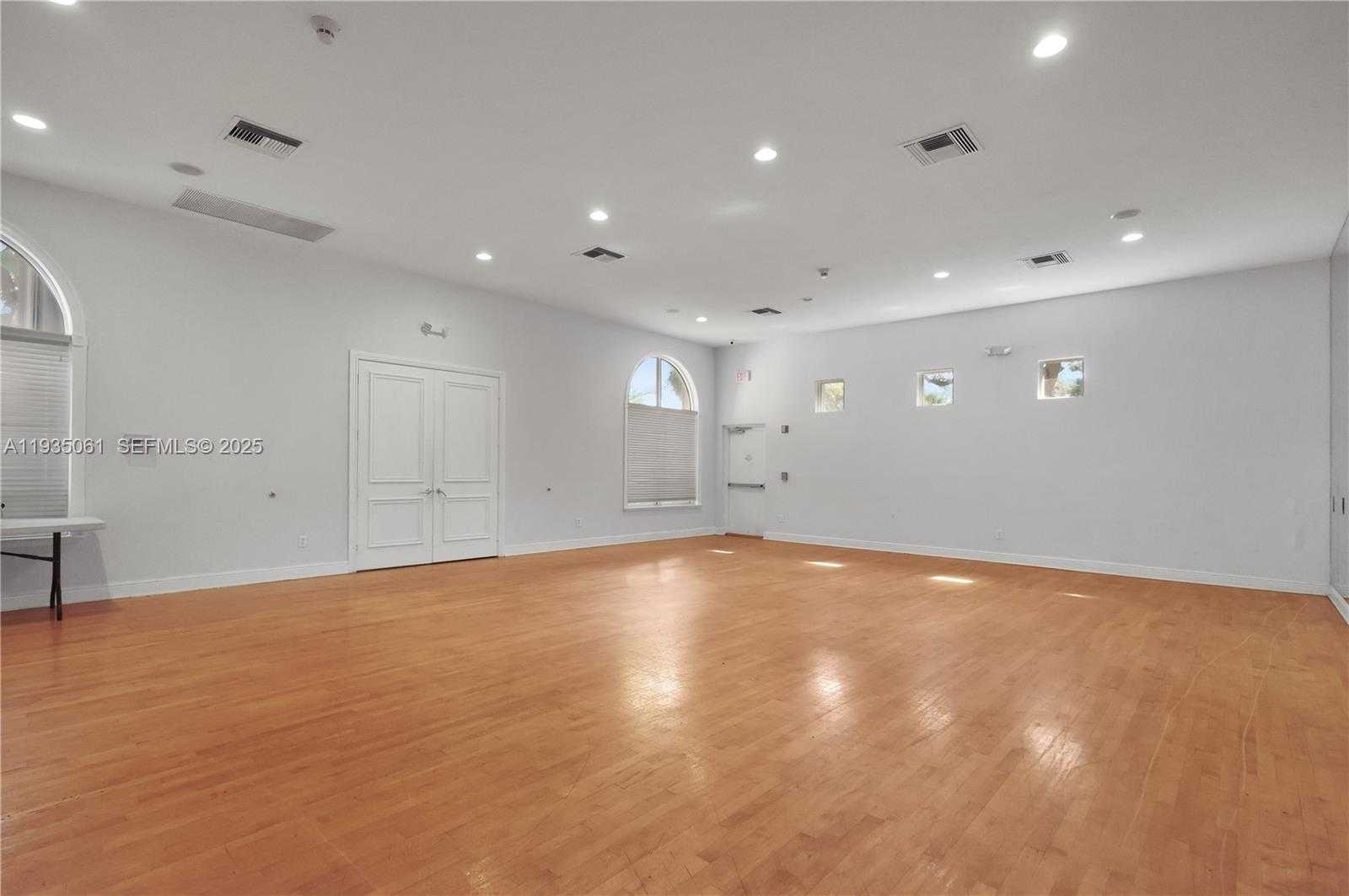 Small Image of 7459 NORTH WEST 17TH DR, Pembroke Pines Number 22