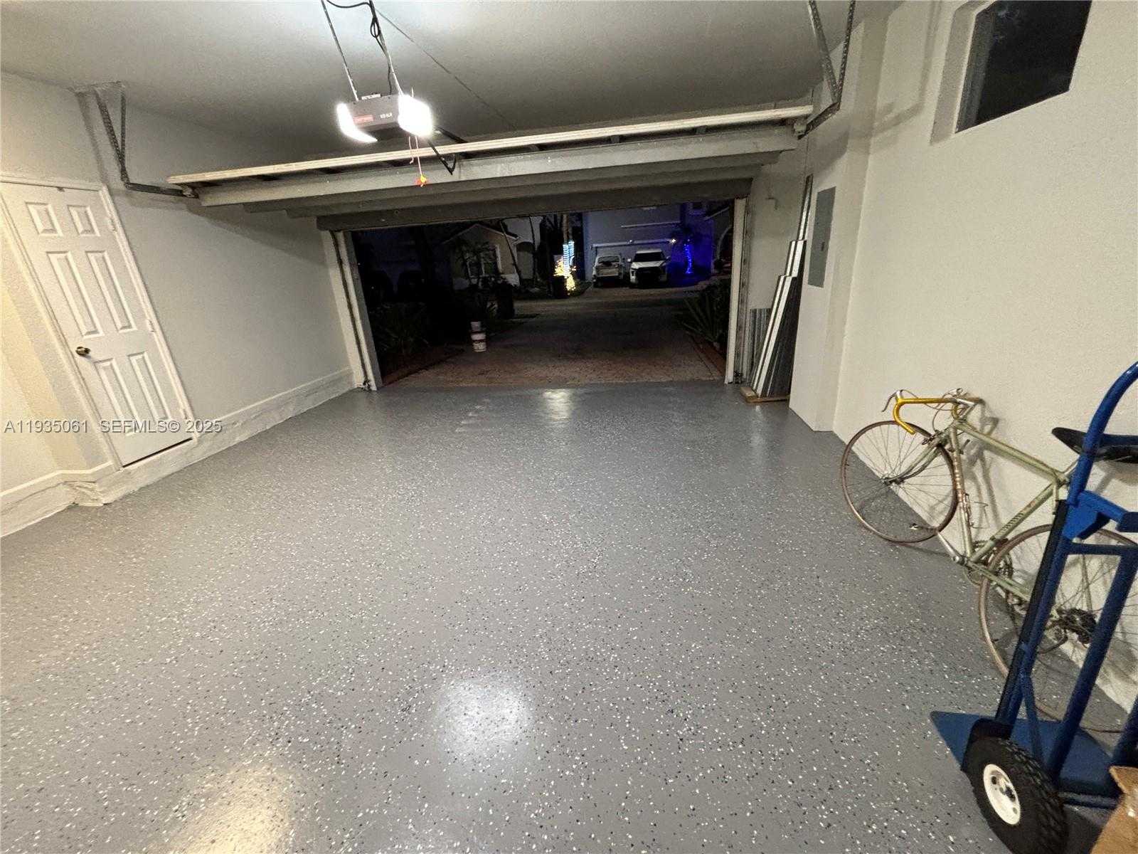 Small Image of 7459 NORTH WEST 17TH DR, Pembroke Pines Number 28