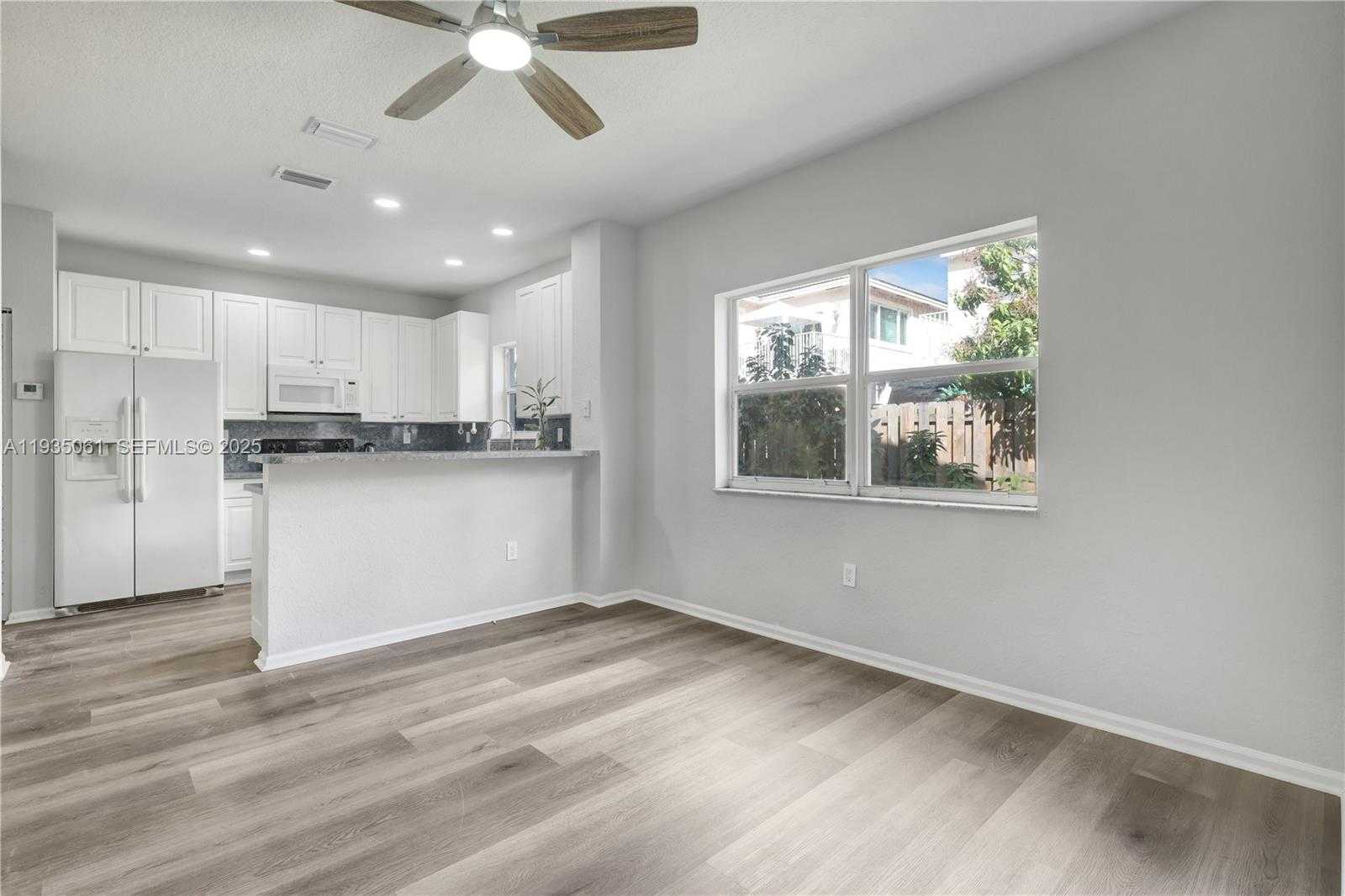 Small Image of 7459 NORTH WEST 17TH DR, Pembroke Pines Number 6