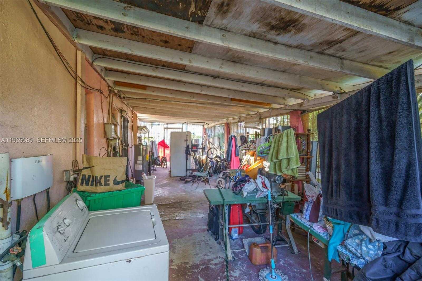 Small Image of 191 NORTH WEST 83RD ST, Miami Number 18