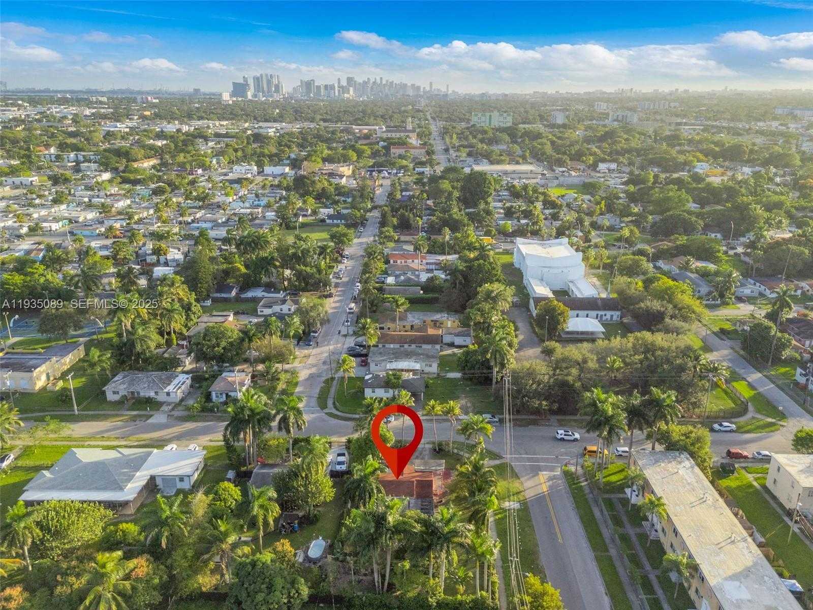Small Image of 191 NORTH WEST 83RD ST, Miami Number 30