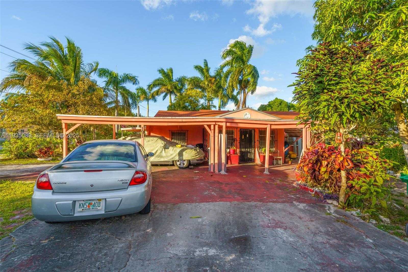 Small Image of 191 NORTH WEST 83RD ST, Miami Number 5
