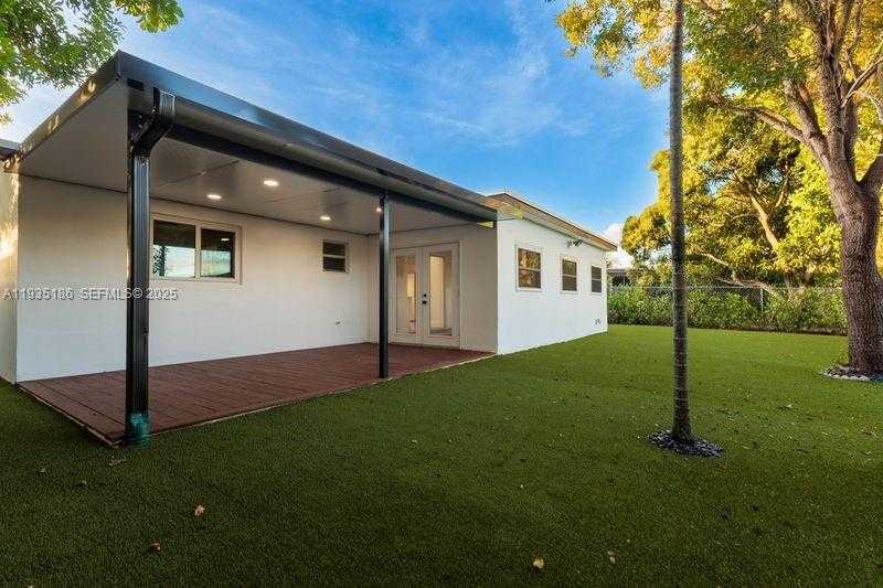 Small Image of 256 NORTH WEST 78TH TER, Margate Number 35