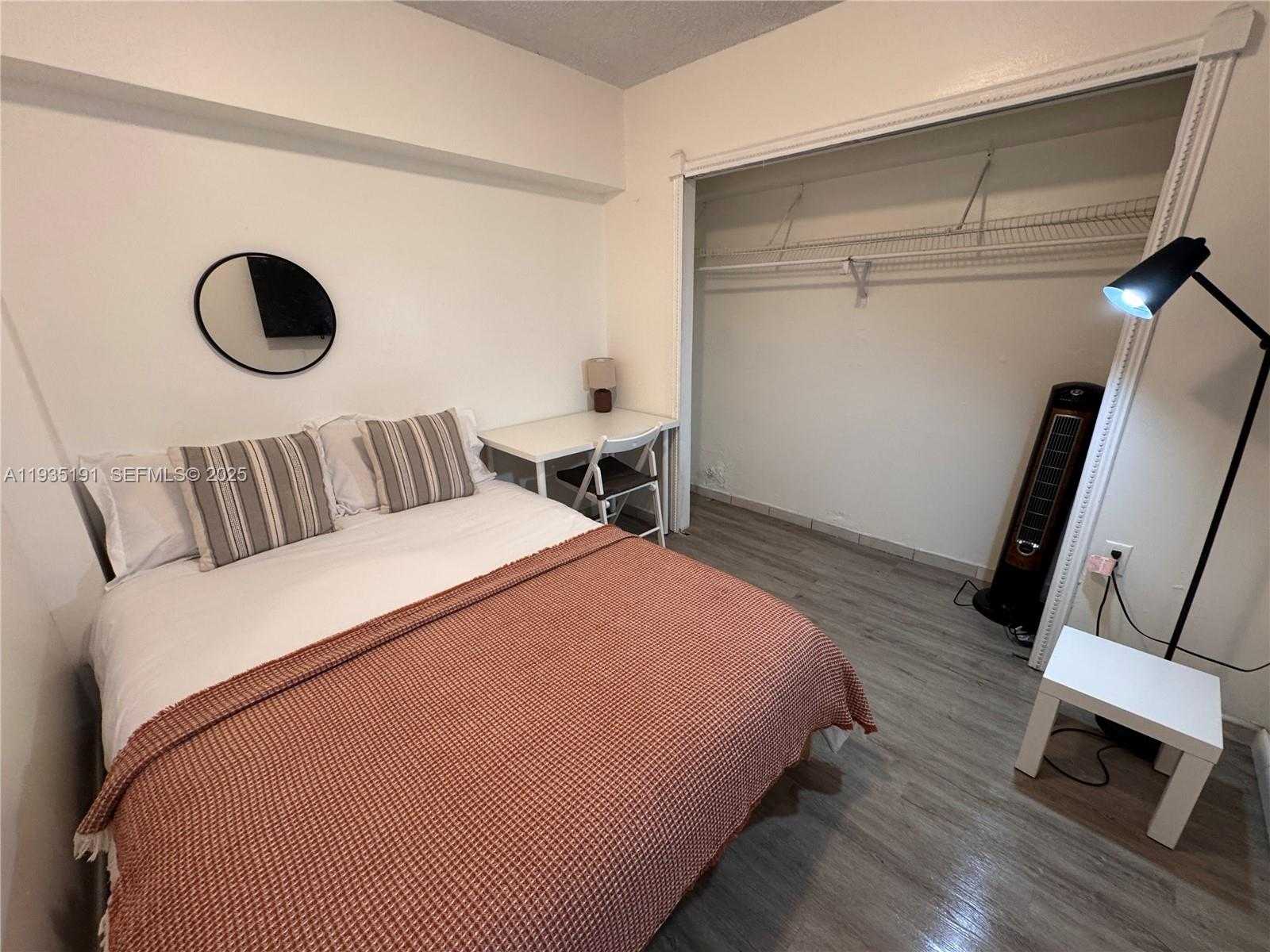 Small Image of 2757 SOUTH WEST 34TH AVE, Miami Number 7