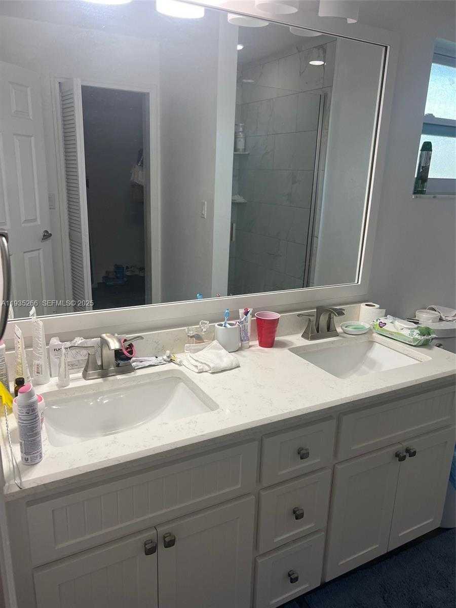 Small Image of 1046 BAYBERRY LOOP, Clewiston Number 19