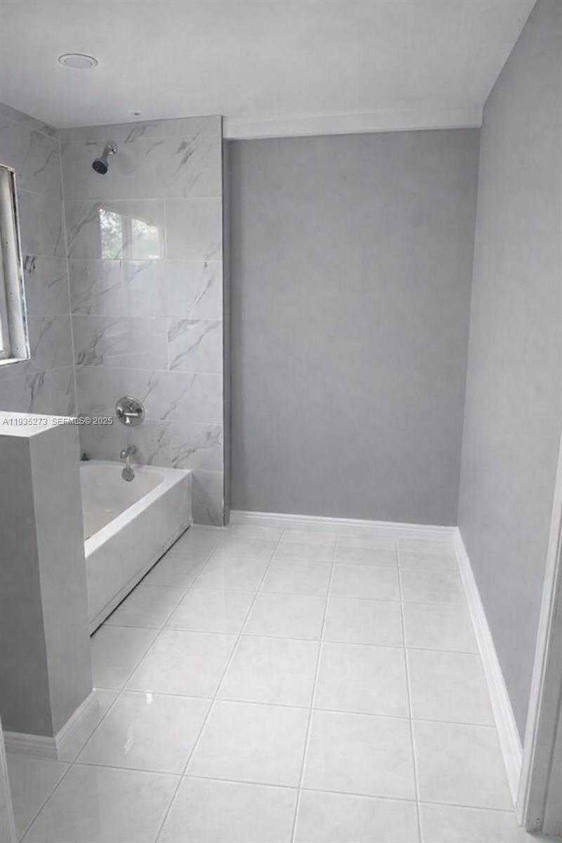 Small Image of 9407 NORTH WEST 4TH AVE, Miami Number 3