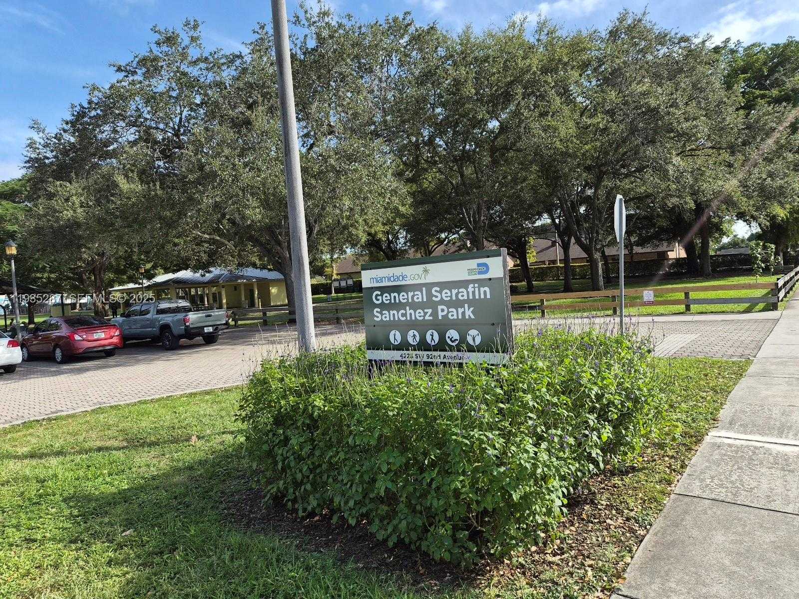 Small Image of 9201 SOUTH WEST 43RD TER, Miami Number 7