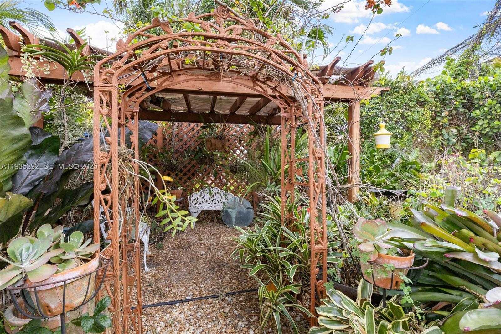 Small Image of 1172 SOUTH WEST 102ND CT, Miami Number 30