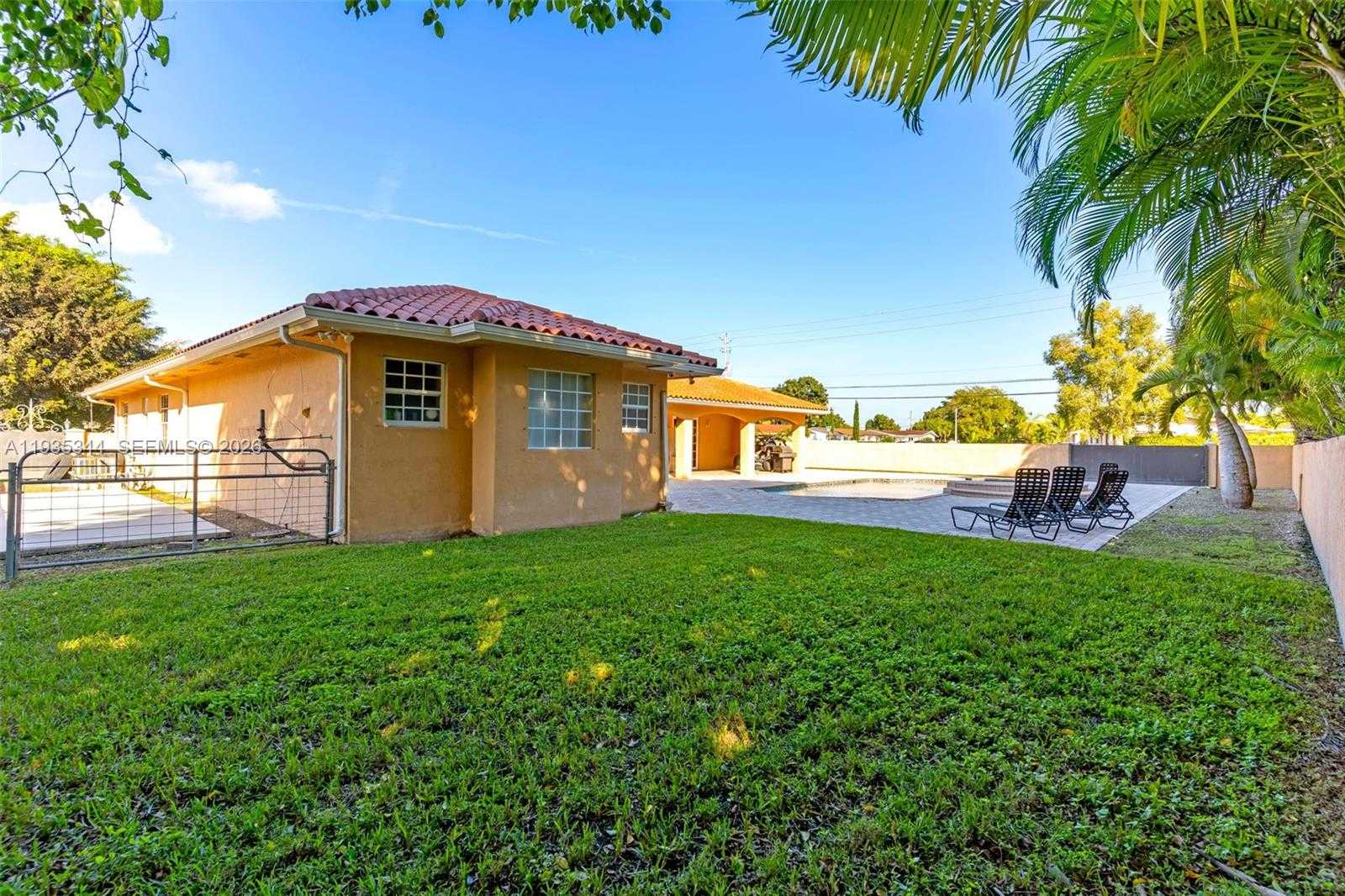 Small Image of 12700 SOUTH WEST 188TH ST, Miami Number 36