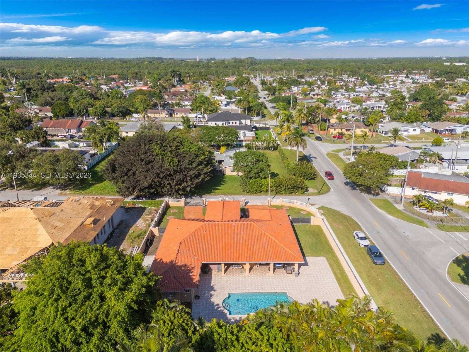 Small Image of 12700 SOUTH WEST 188TH ST, Miami Number 41