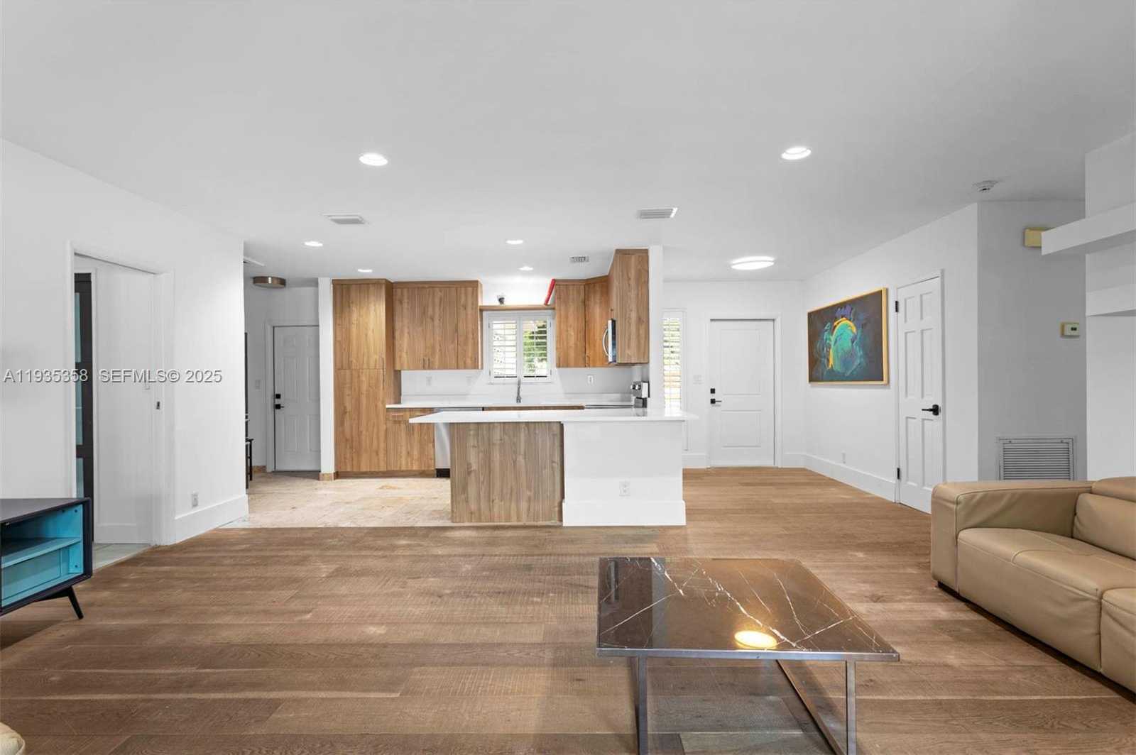 Small Image of 715 NORTH EAST 25TH AVE, Pompano Beach Number 10