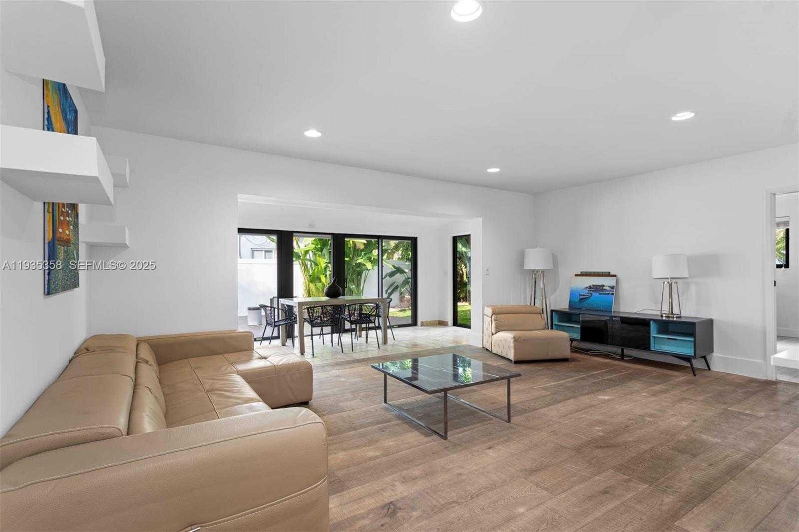 Small Image of 715 NORTH EAST 25TH AVE, Pompano Beach Number 12