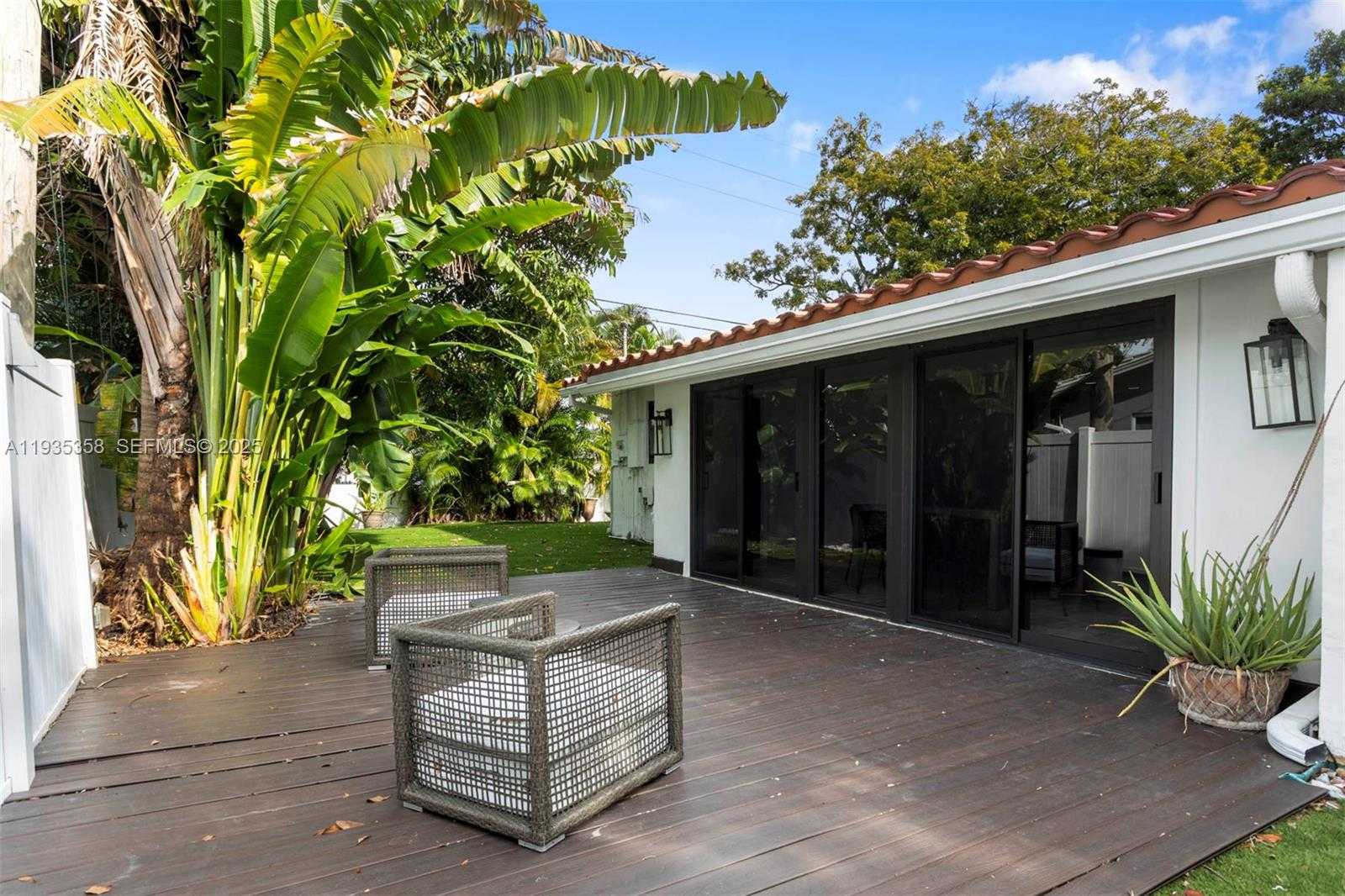 Small Image of 715 NORTH EAST 25TH AVE, Pompano Beach Number 28