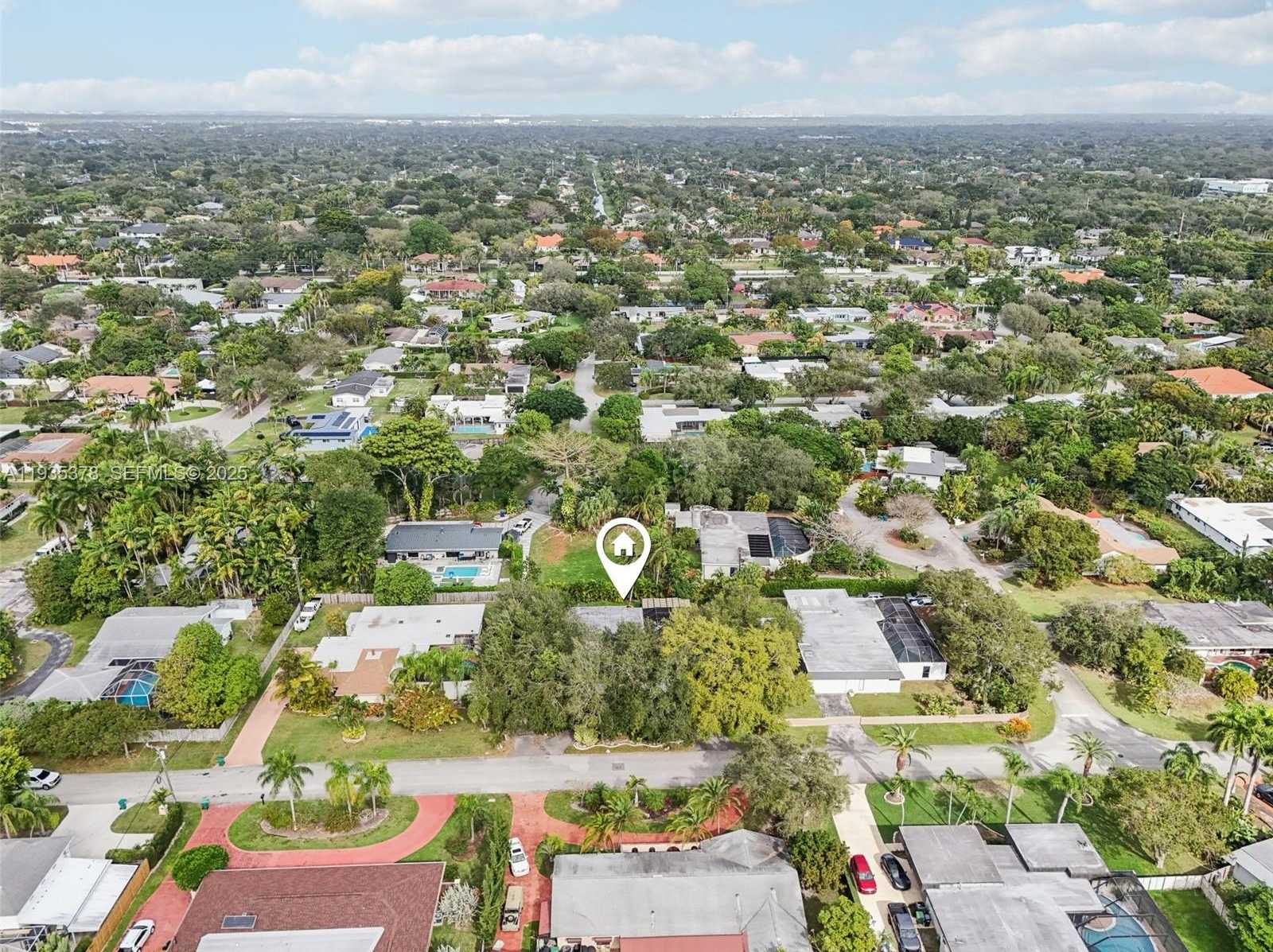 Small Image of 8375 SOUTH WEST 185TH TER, Cutler Bay Number 33