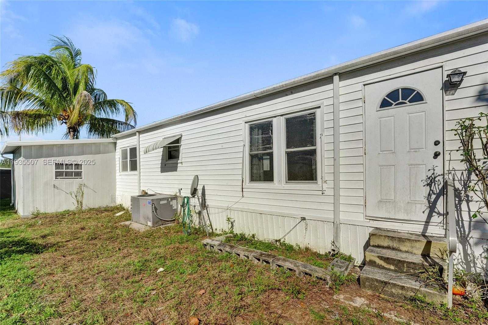 Small Image of 361 NORTH WEST 135TH AVE, Plantation Number 18