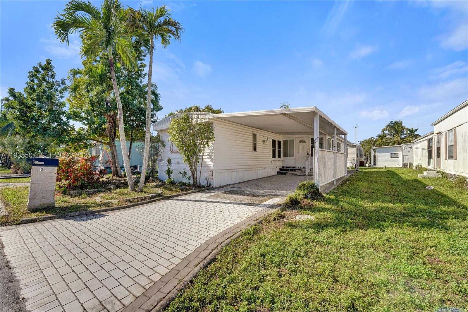 Small Image of 361 NORTH WEST 135TH AVE, Plantation Number 20