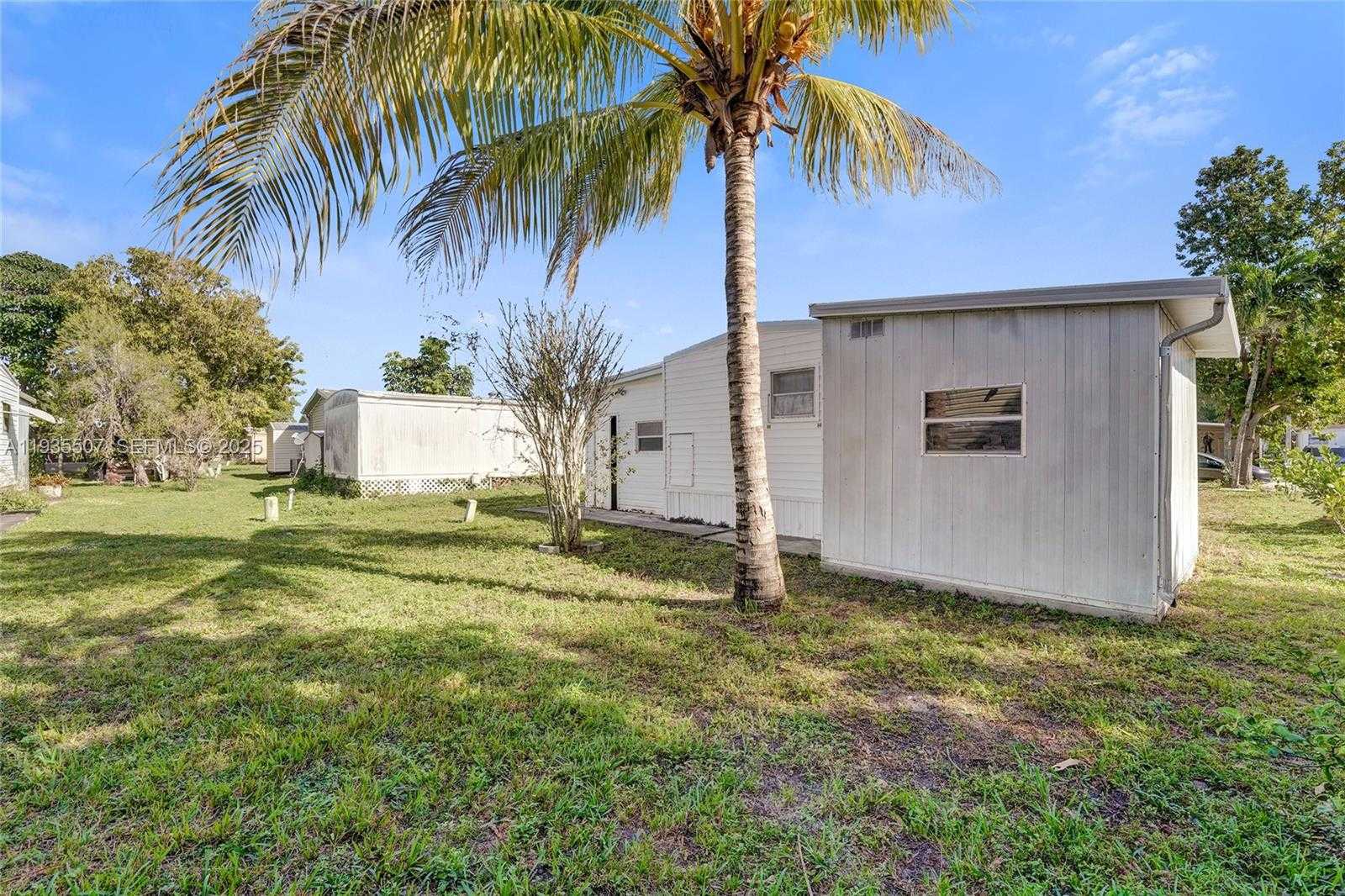 Small Image of 361 NORTH WEST 135TH AVE, Plantation Number 27