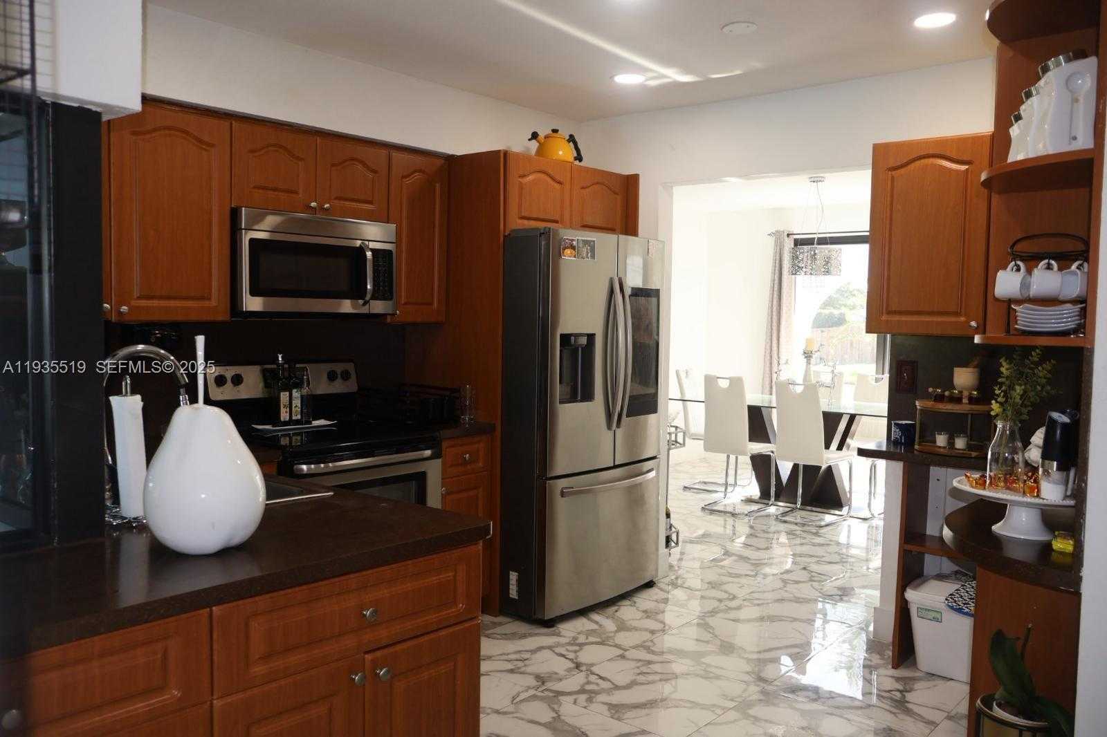 Small Image of 10801 SOUTH WEST 171ST ST, Miami Number 16