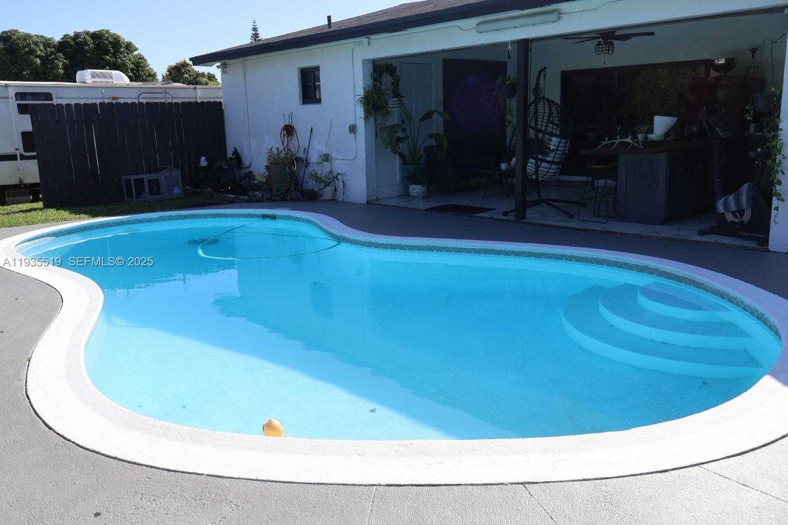 Small Image of 10801 SOUTH WEST 171ST ST, Miami Number 43