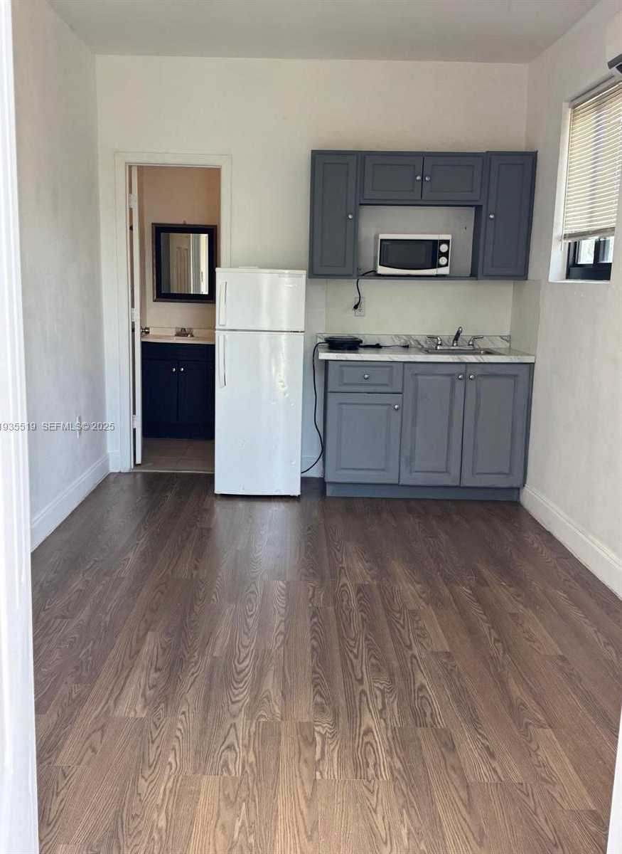 Small Image of 10801 SOUTH WEST 171ST ST, Miami Number 46