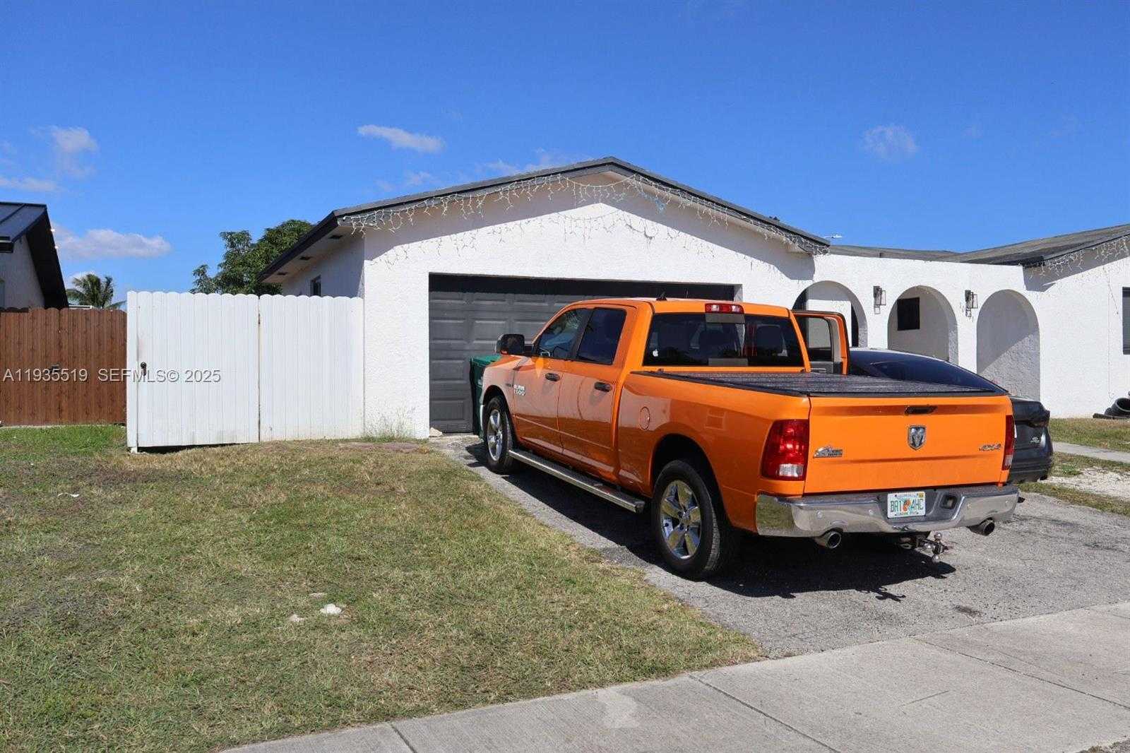 Small Image of 10801 SOUTH WEST 171ST ST, Miami Number 5