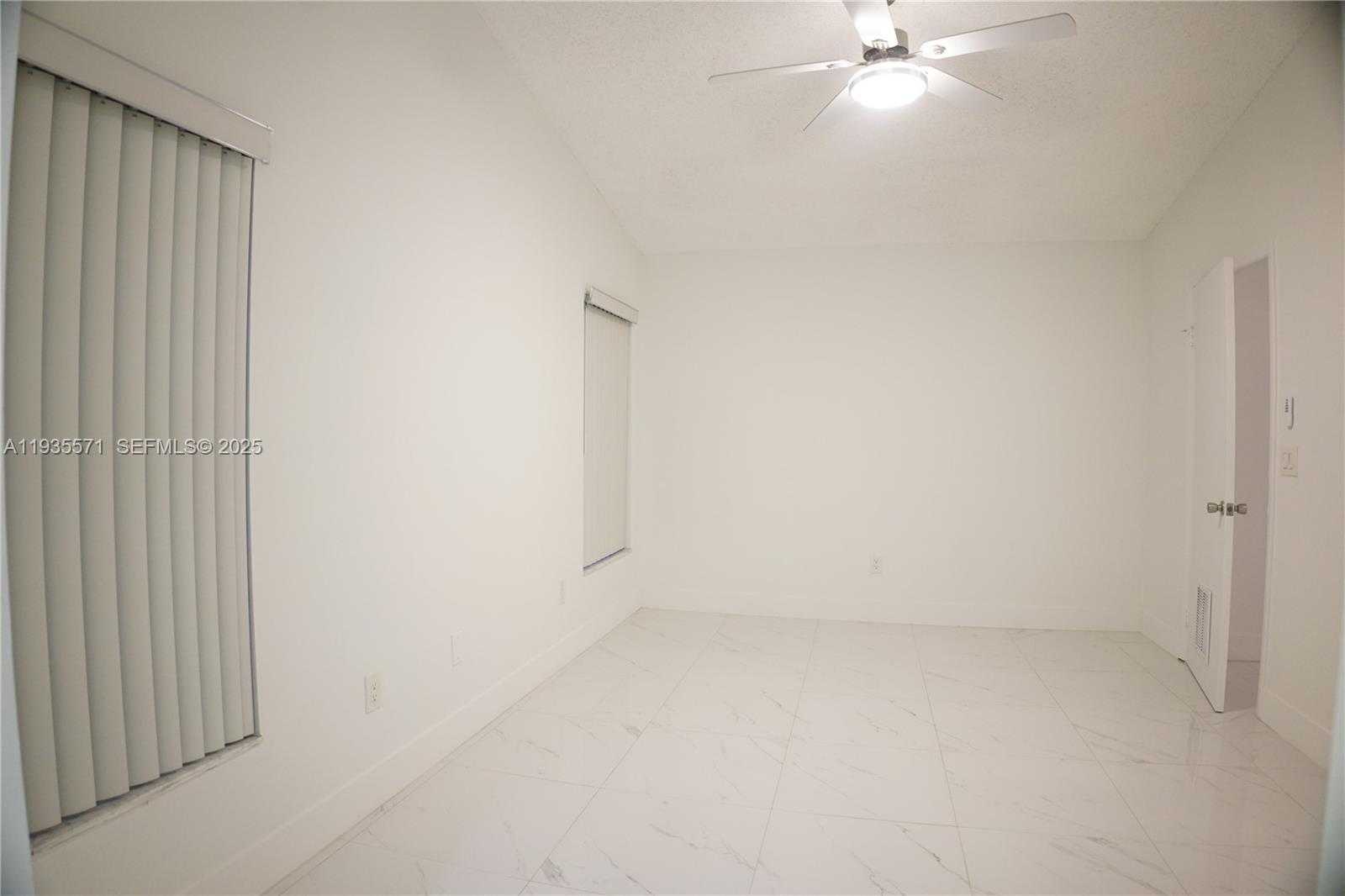 Small Image of 5141 NORTH WEST 101ST PL, Doral Number 7