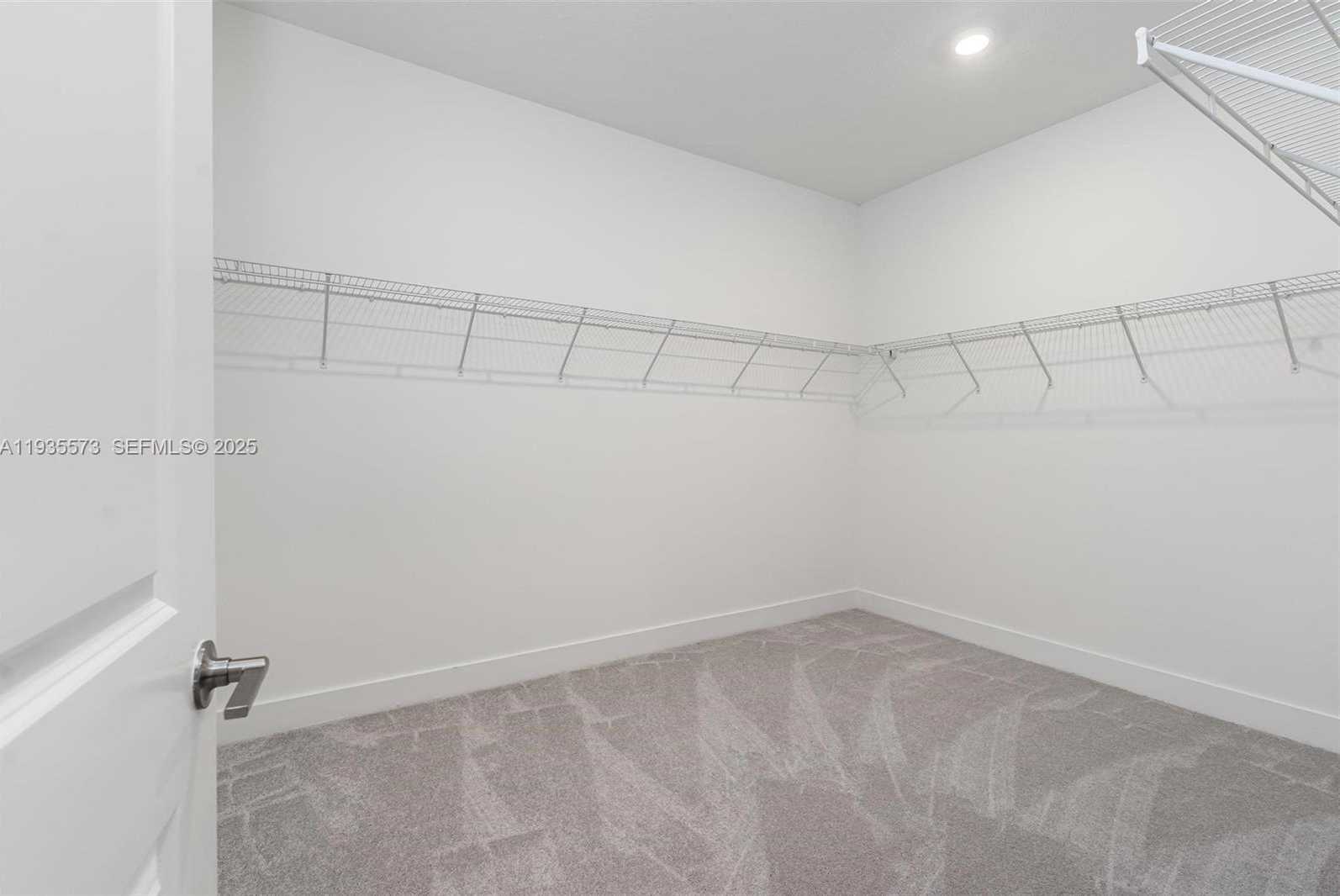 Small Image of 12259 SOUTH WEST 43RD ST, Davie Number 15