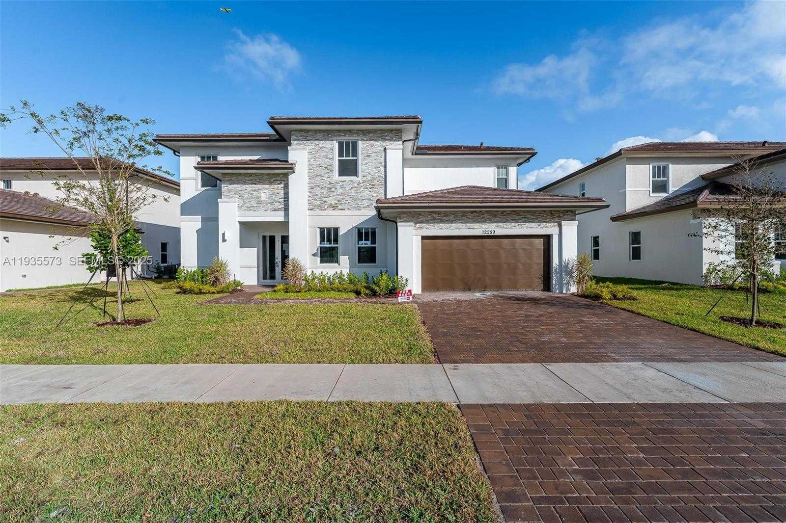 Small Image of 12259 SOUTH WEST 43RD ST, Davie Number 2