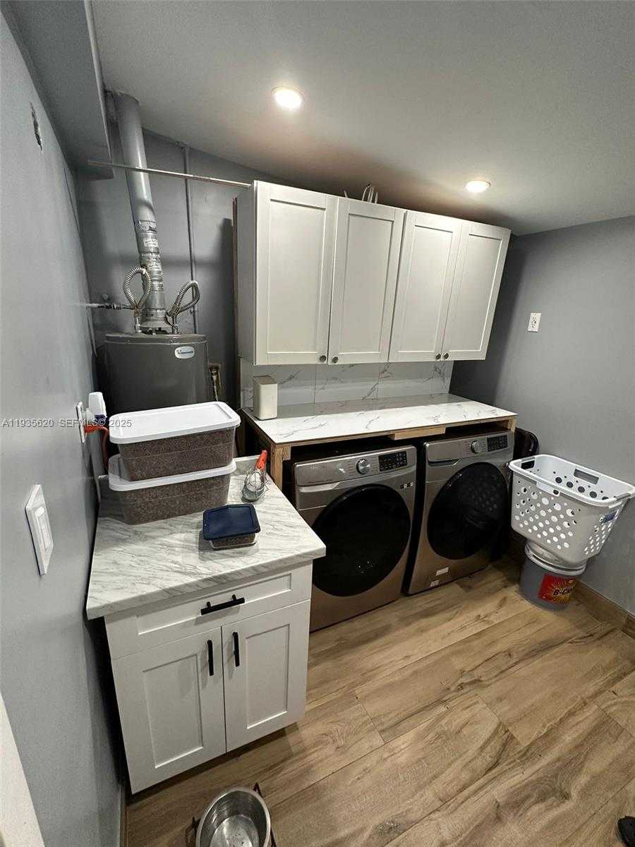 Small Image of 19741 EAGLE NEST RD, Cutler Bay Number 13