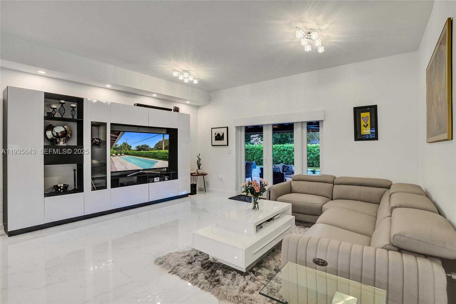 Small Image of 2156 NORTH EAST 187TH ST, North Miami Beach Number 11