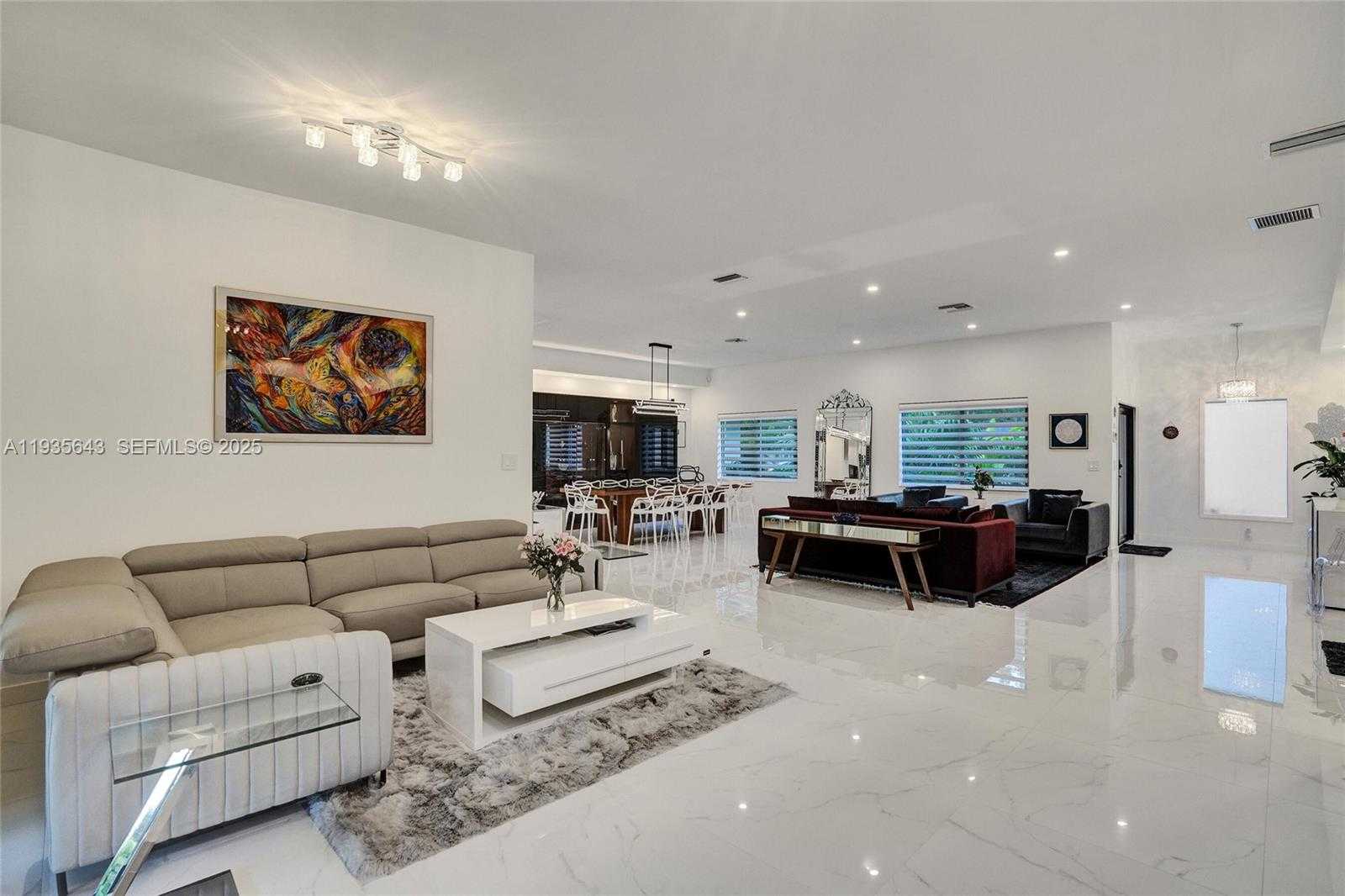 Small Image of 2156 NORTH EAST 187TH ST, North Miami Beach Number 28