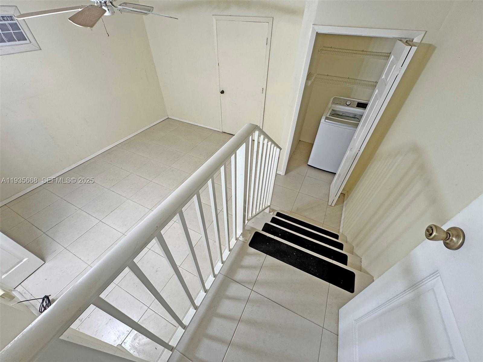 Small Image of 20565 SOUTH WEST 80TH PL, Cutler Bay Number 14