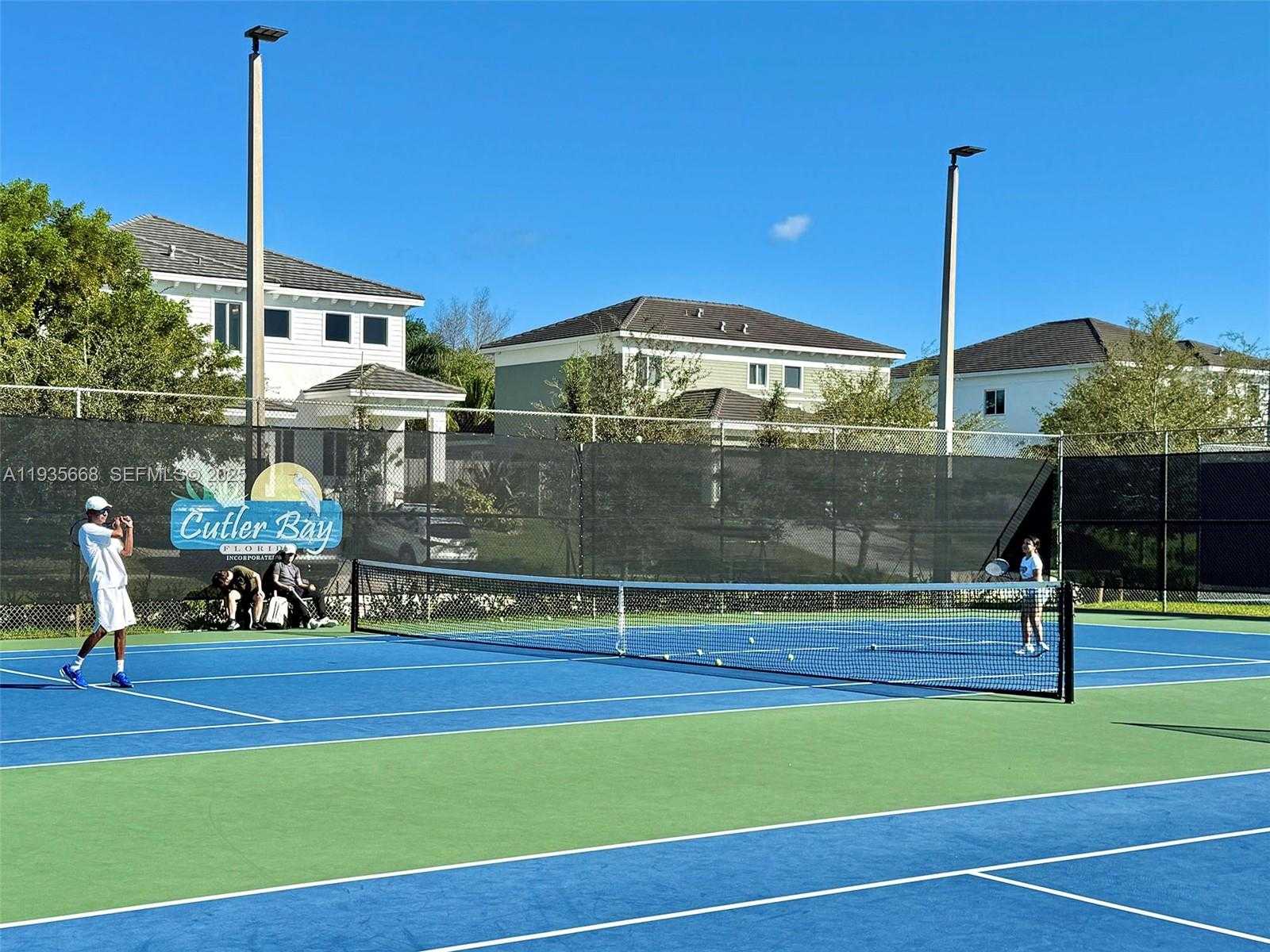 Small Image of 20565 SOUTH WEST 80TH PL, Cutler Bay Number 21