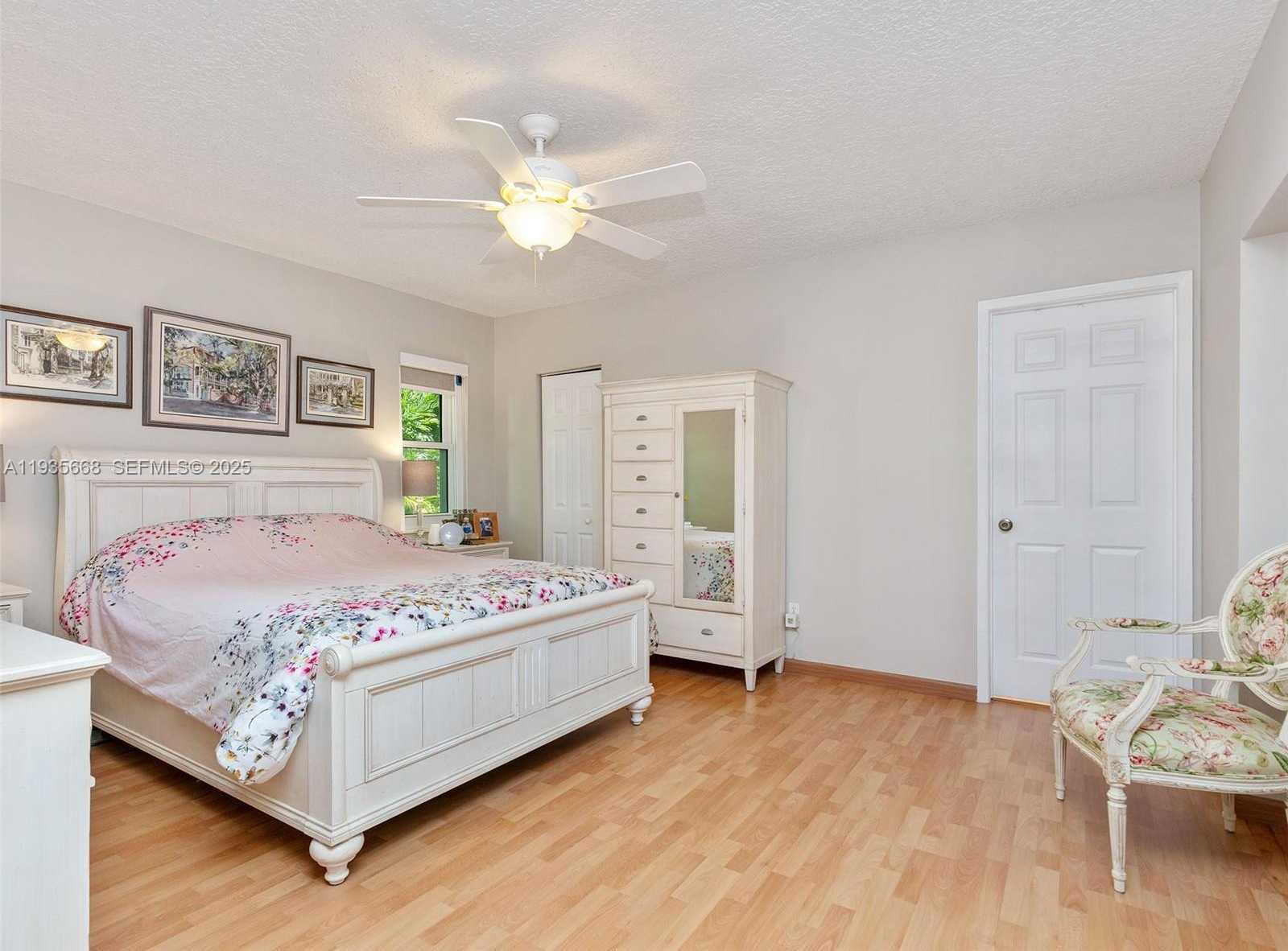 Small Image of 20565 SOUTH WEST 80TH PL, Cutler Bay Number 8