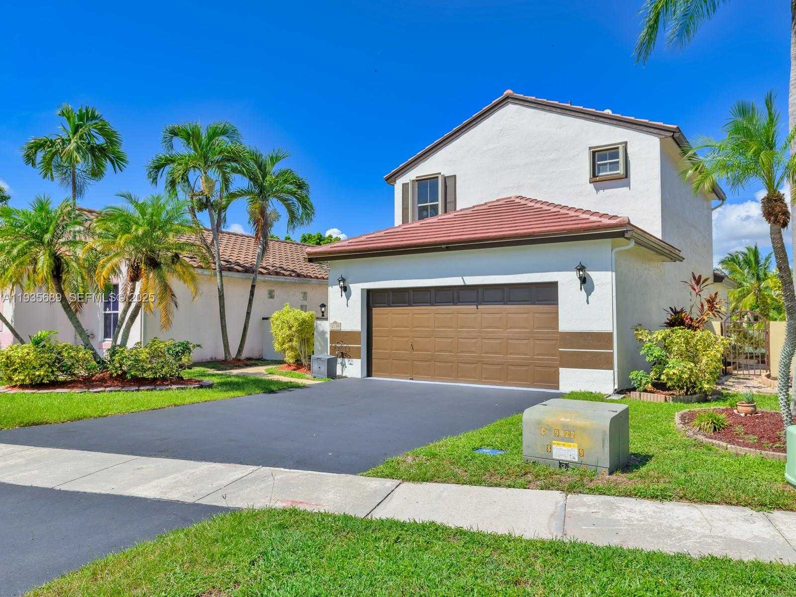 Small Image of 2130 NORTH WEST 184TH WAY, Pembroke Pines Number 24