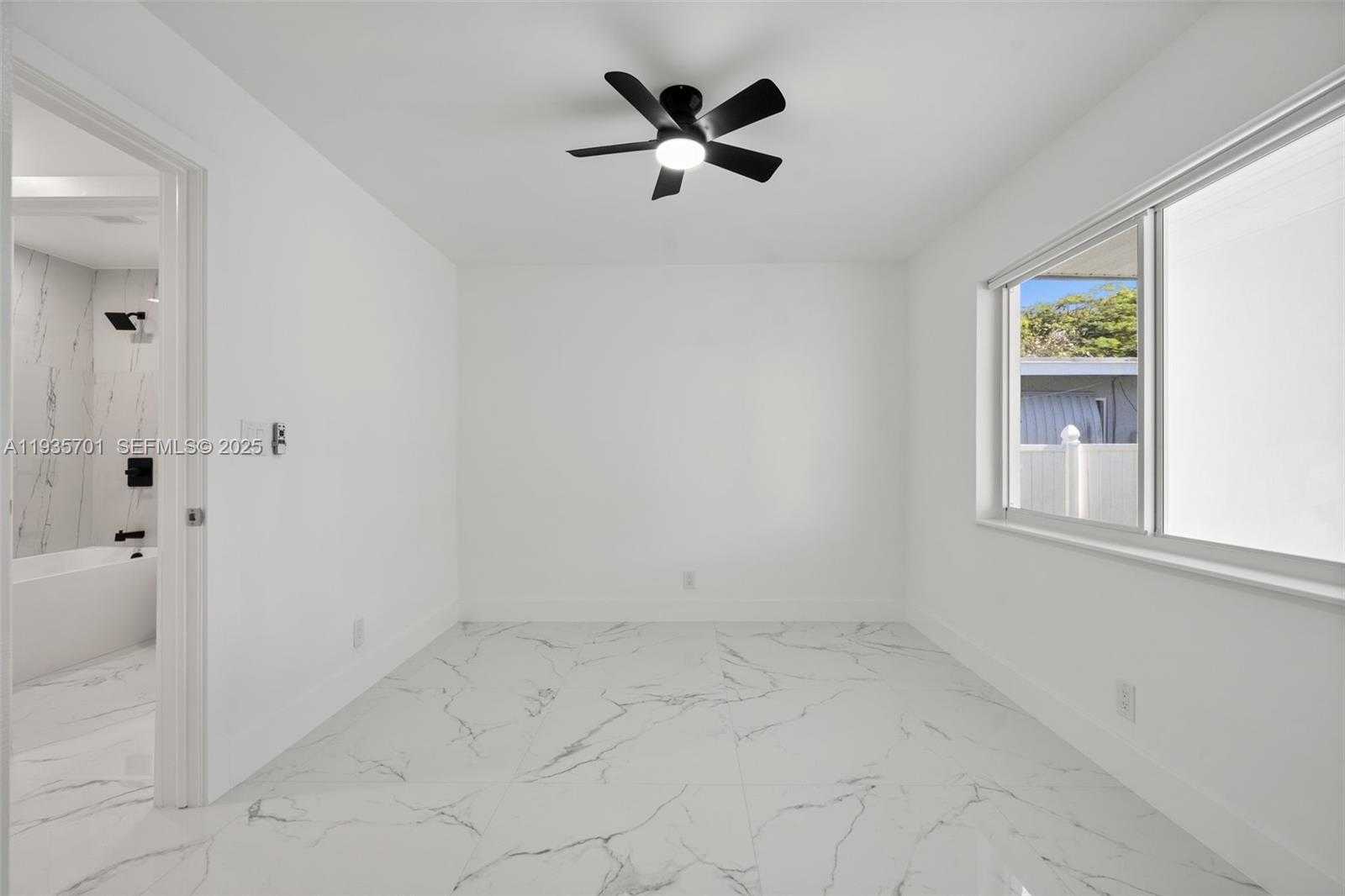 Small Image of 253 SOUTH WEST 4TH ST, Dania Beach Number 16
