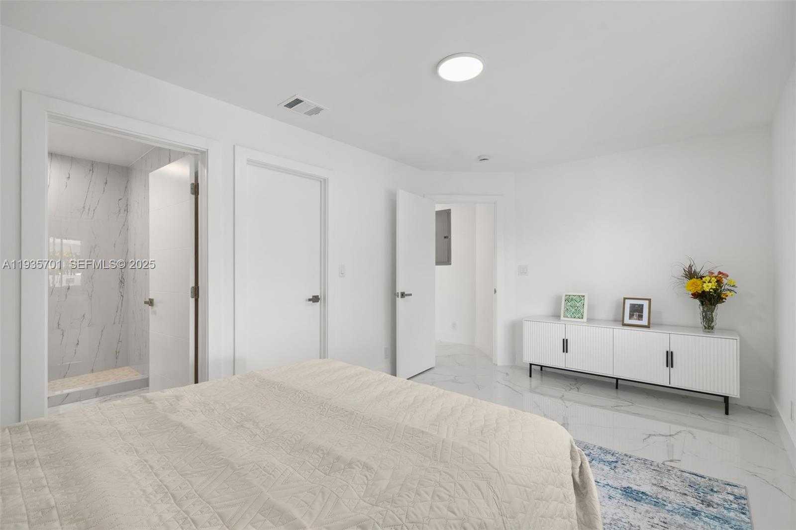 Small Image of 253 SOUTH WEST 4TH ST, Dania Beach Number 8