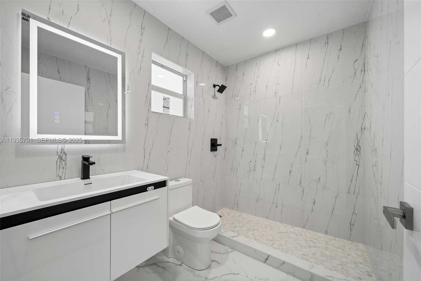 Small Image of 253 SOUTH WEST 4TH ST, Dania Beach Number 9