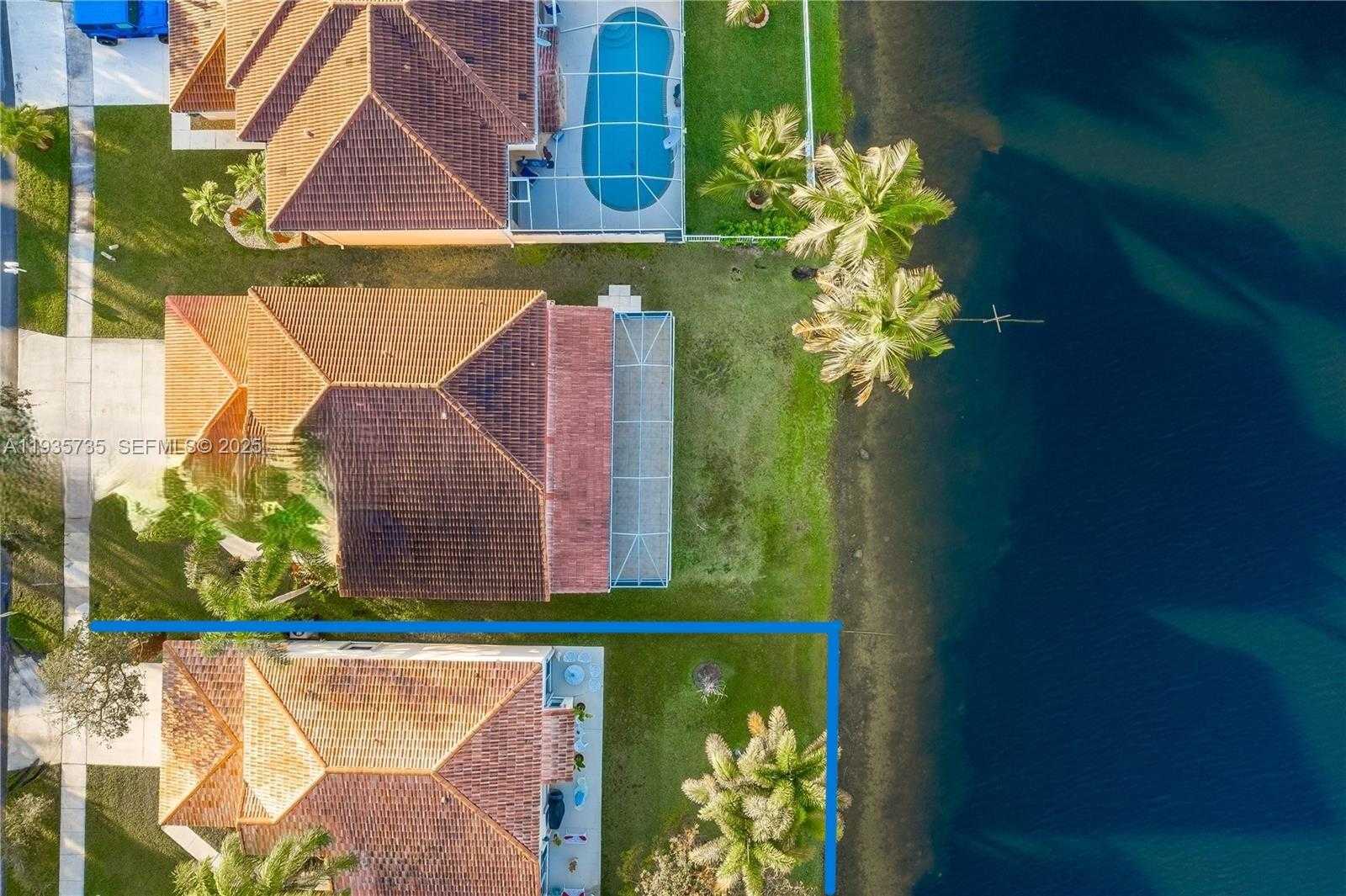 Small Image of 2824 SOUTH WEST 183RD AVE, Miramar Number 8