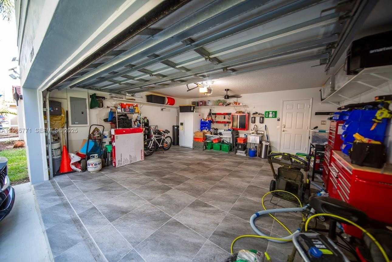 Small Image of 13020 SOUTH WEST 17TH CT, Miramar Number 54