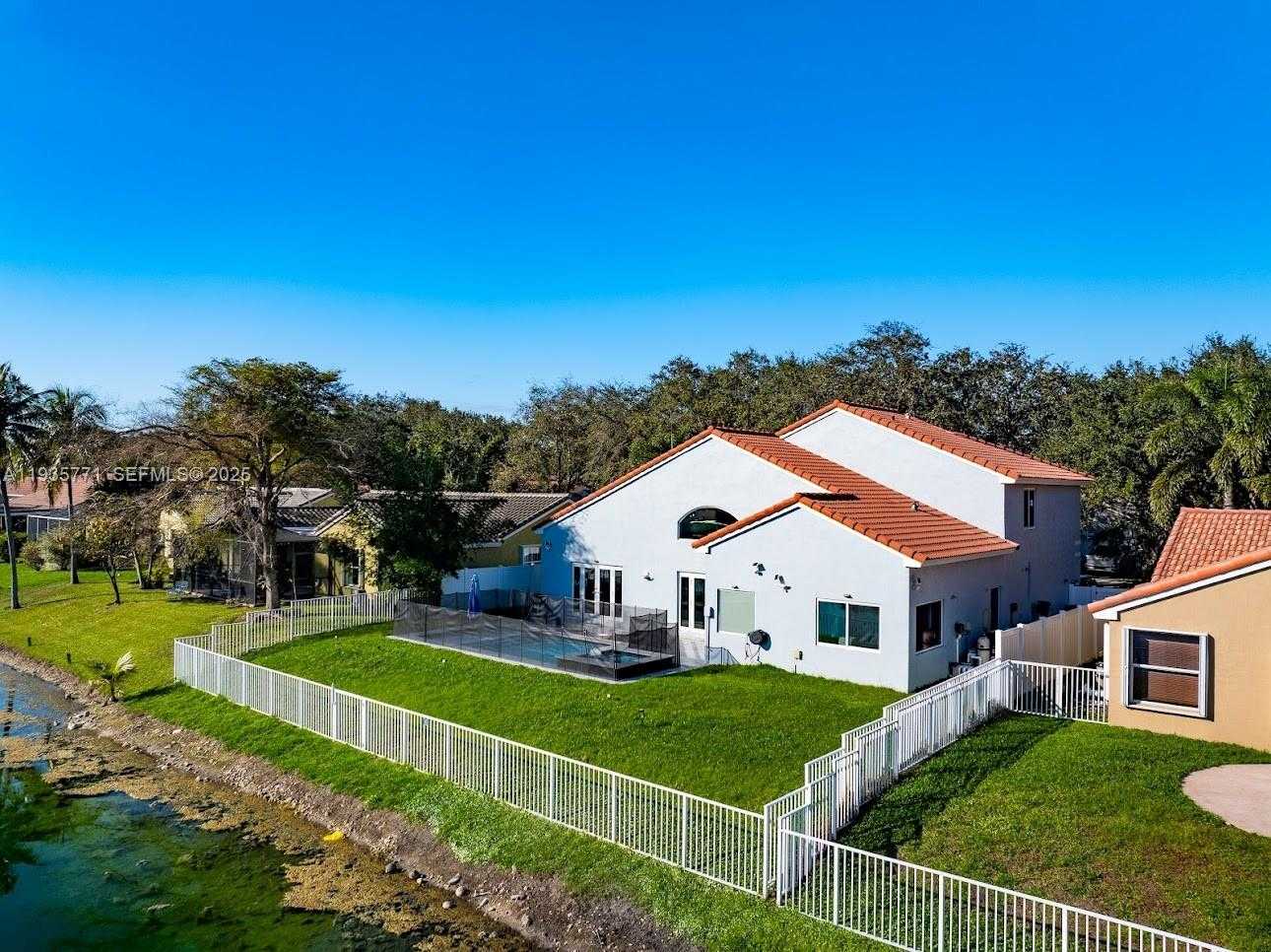 Small Image of 13020 SOUTH WEST 17TH CT, Miramar Number 59