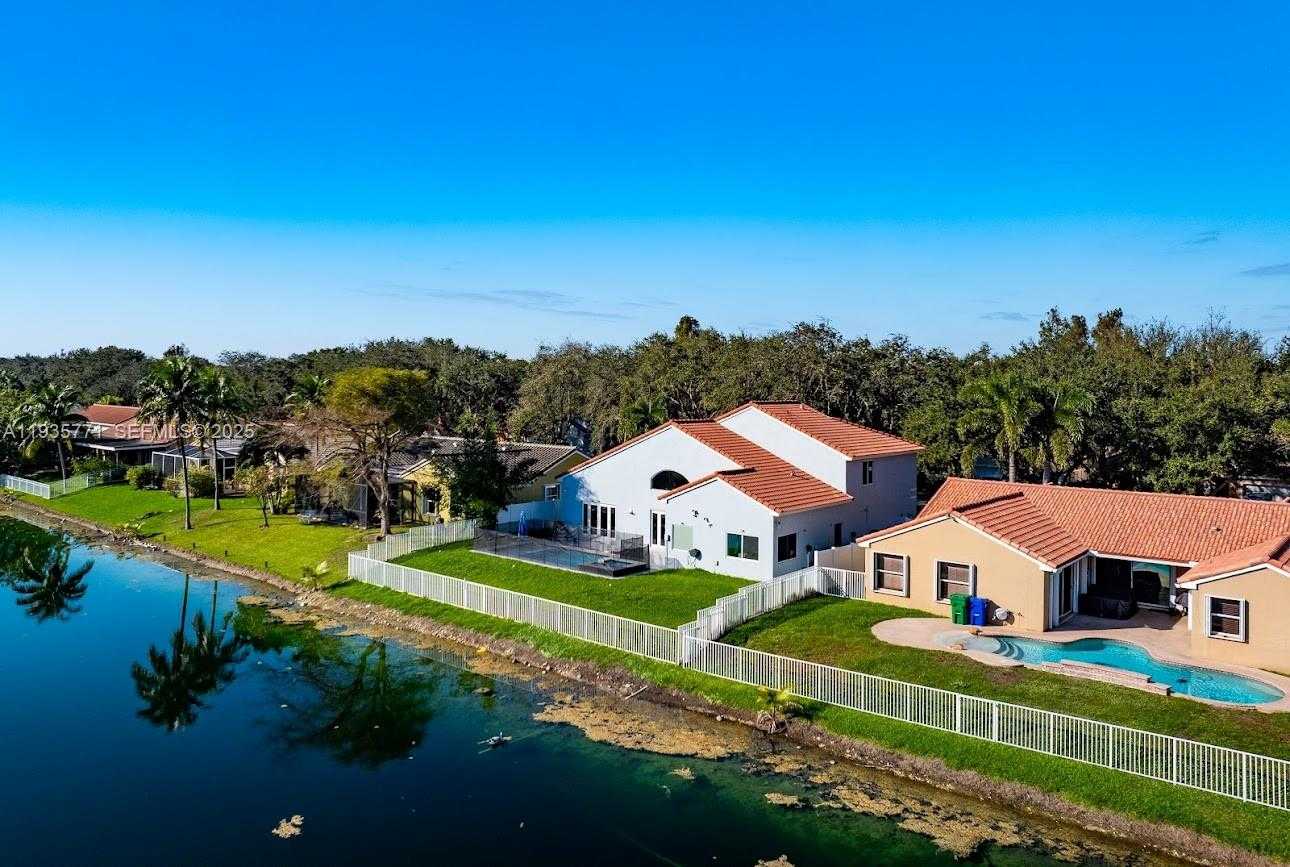 Small Image of 13020 SOUTH WEST 17TH CT, Miramar Number 61