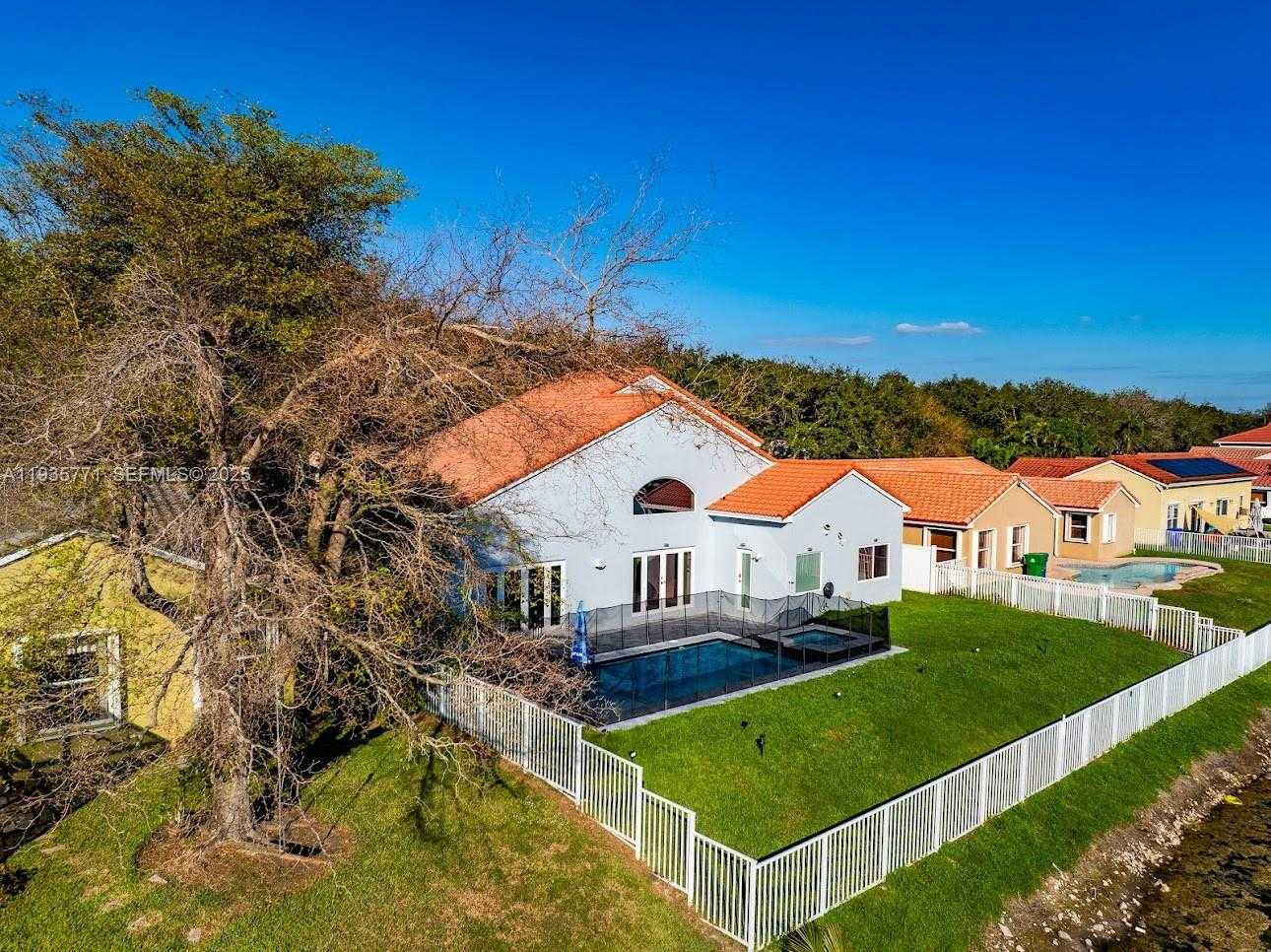 Small Image of 13020 SOUTH WEST 17TH CT, Miramar Number 67