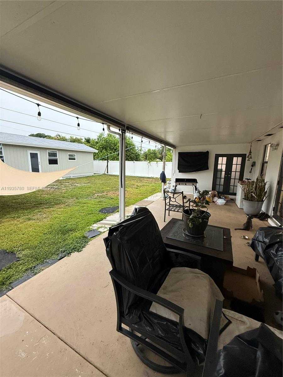 Small Image of 1031 NORTH EAST 142ND ST, North Miami Number 18